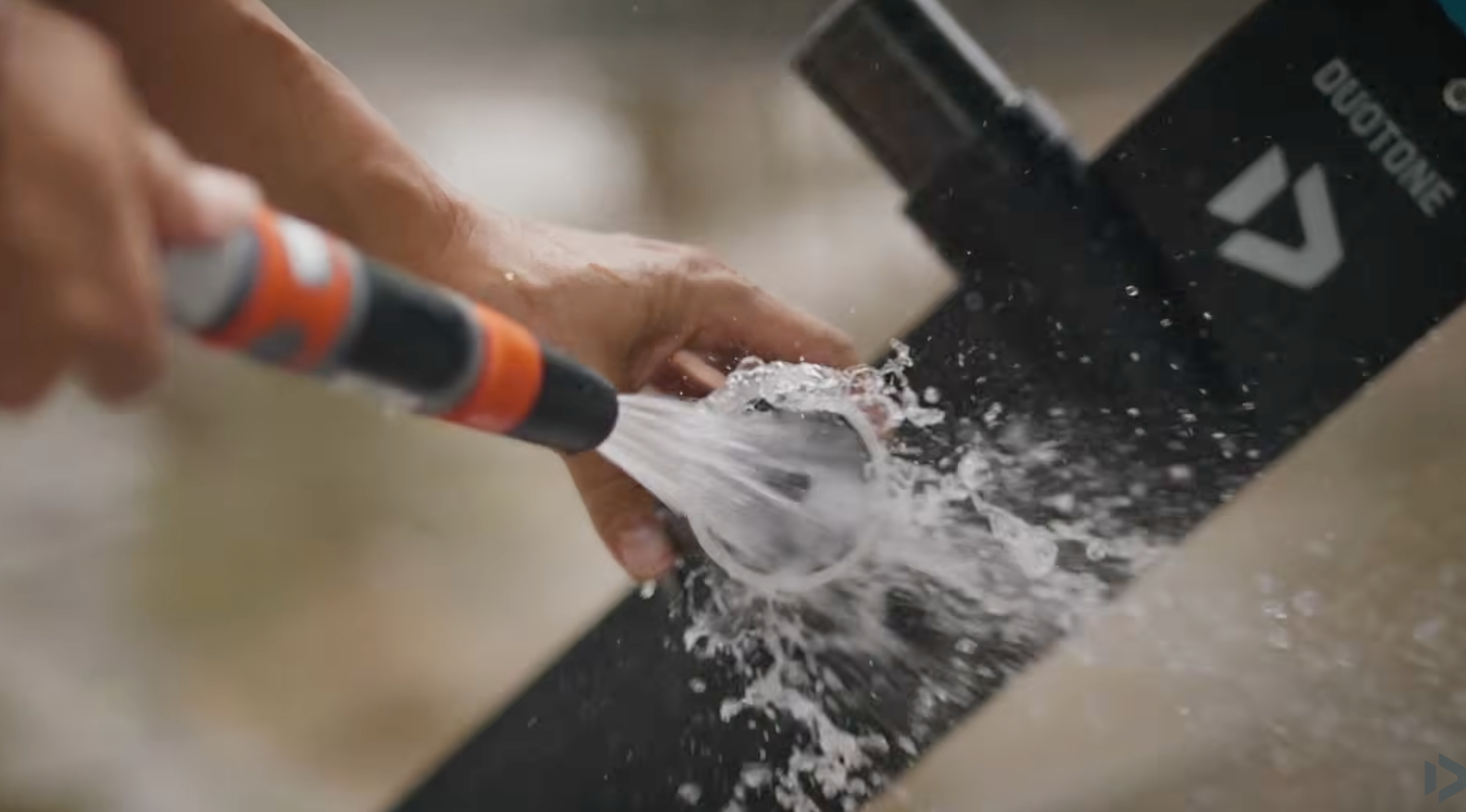 Duotone-foil-assist-maintenane-cleaning