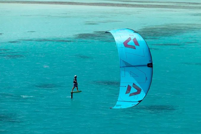 Duotone Juice D/LAB 2026 – The Ultimate Light Wind Kite - Worthing Watersports