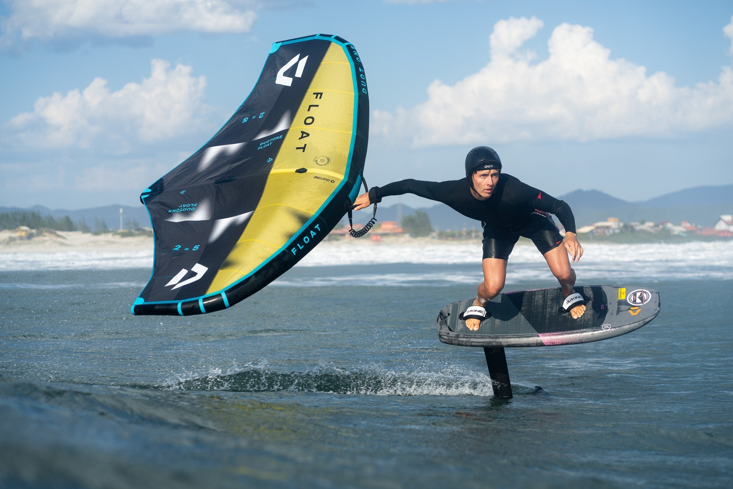 Duotone Wings, Handles and Booms – Cutting-Edge Performance for Hydrofoiling