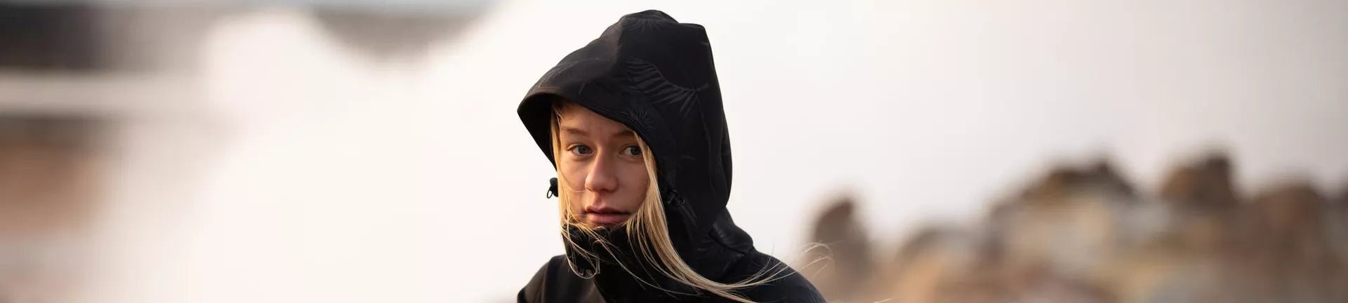 Women's Wetsuit Tops & Jackets