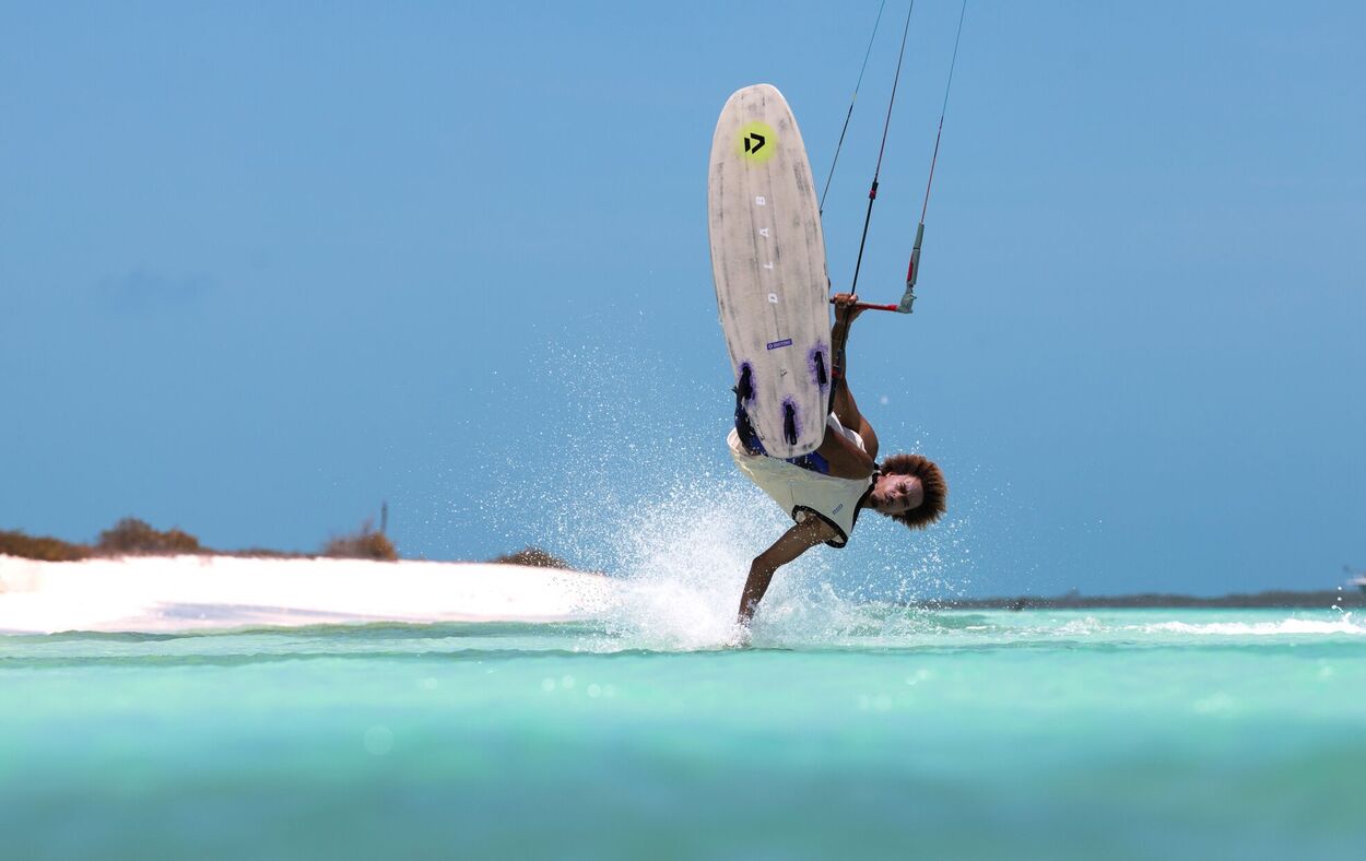 Duotone Whip D/LAB 2027 - The Ultimate Small Wave & Strapless Freestyle Surfboard