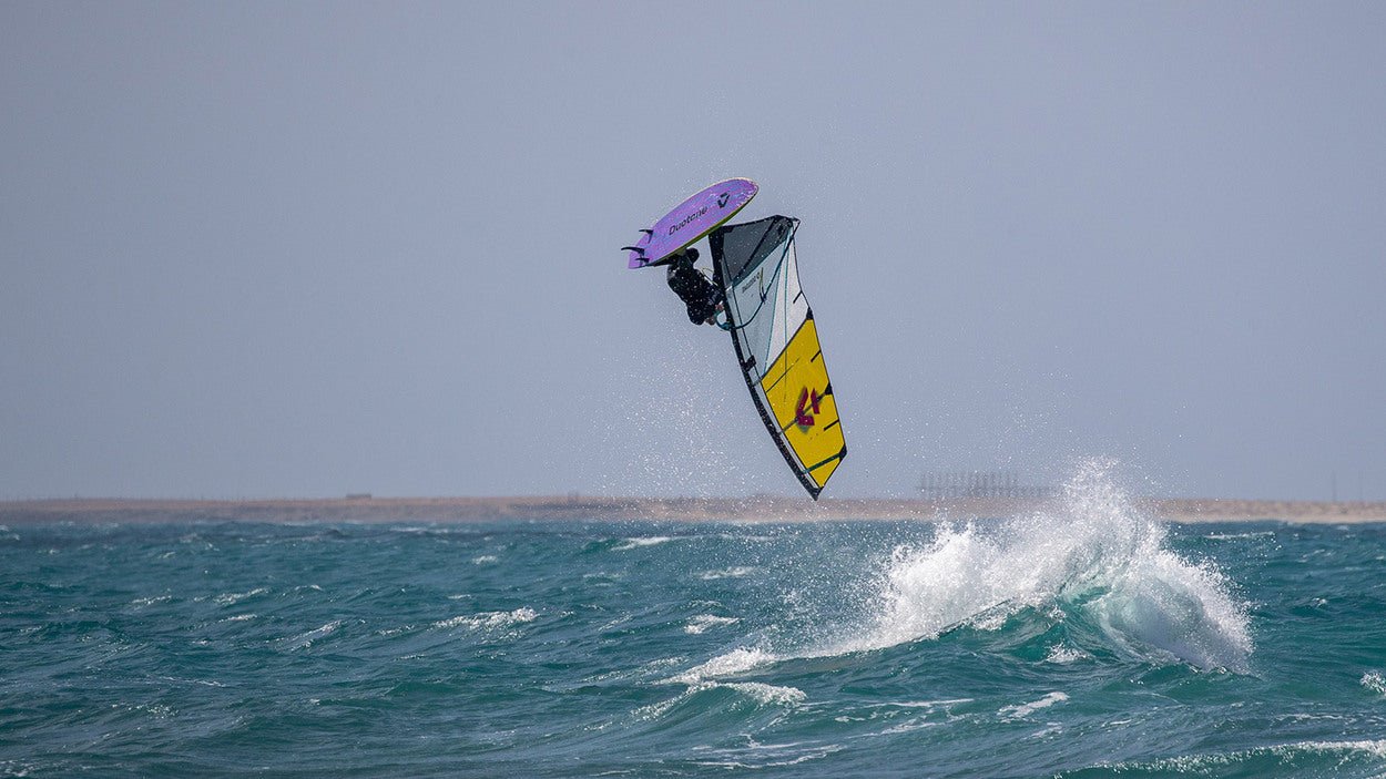 Duotone Grip 3 SLS (SB, incl. fin) - Windsurfing Wave Board