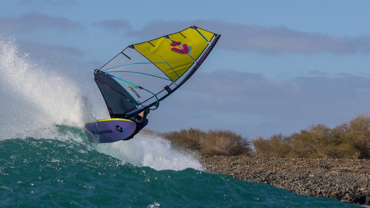 Duotone Grip 3 SLS (SB, incl. fin) - Windsurfing Wave Board