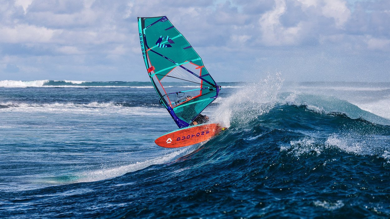 Duotone Super_Hero 2025