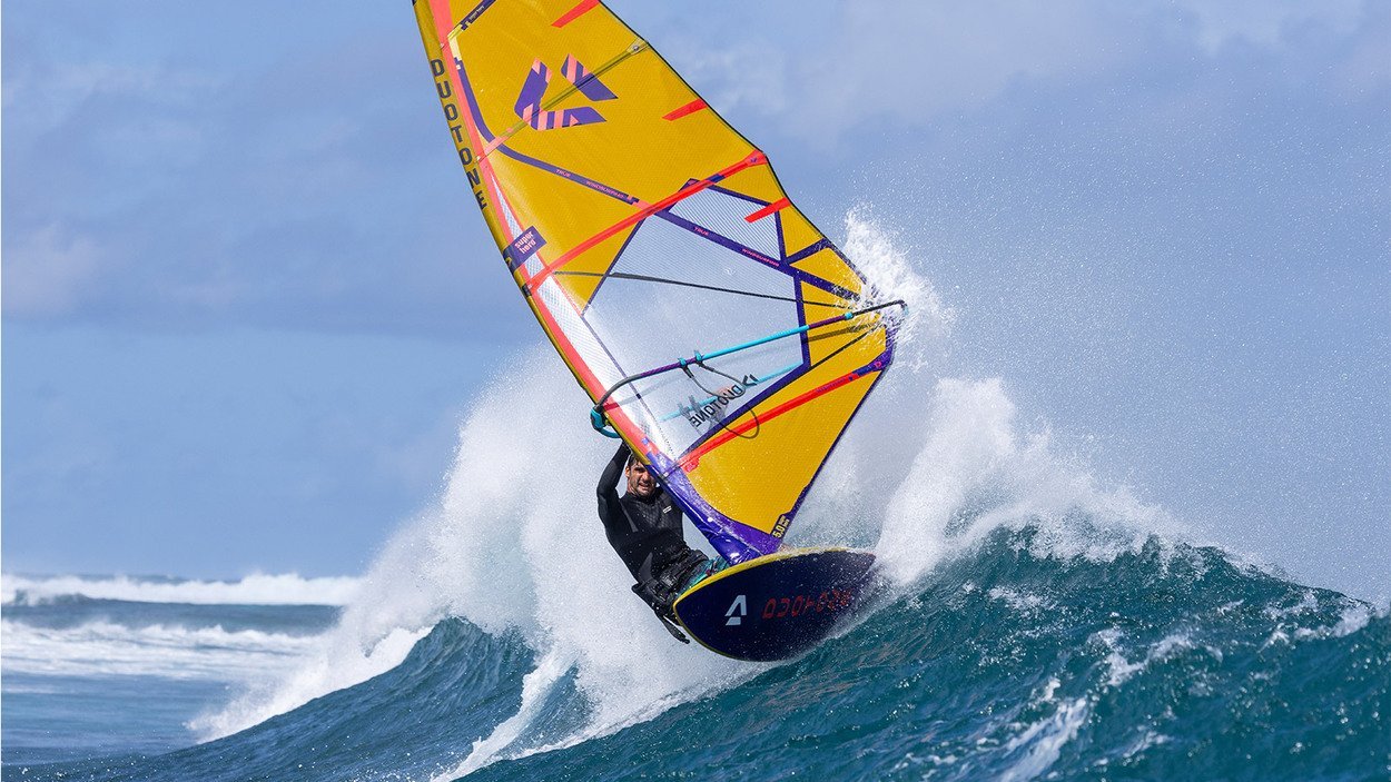 Duotone Super_Hero 2025