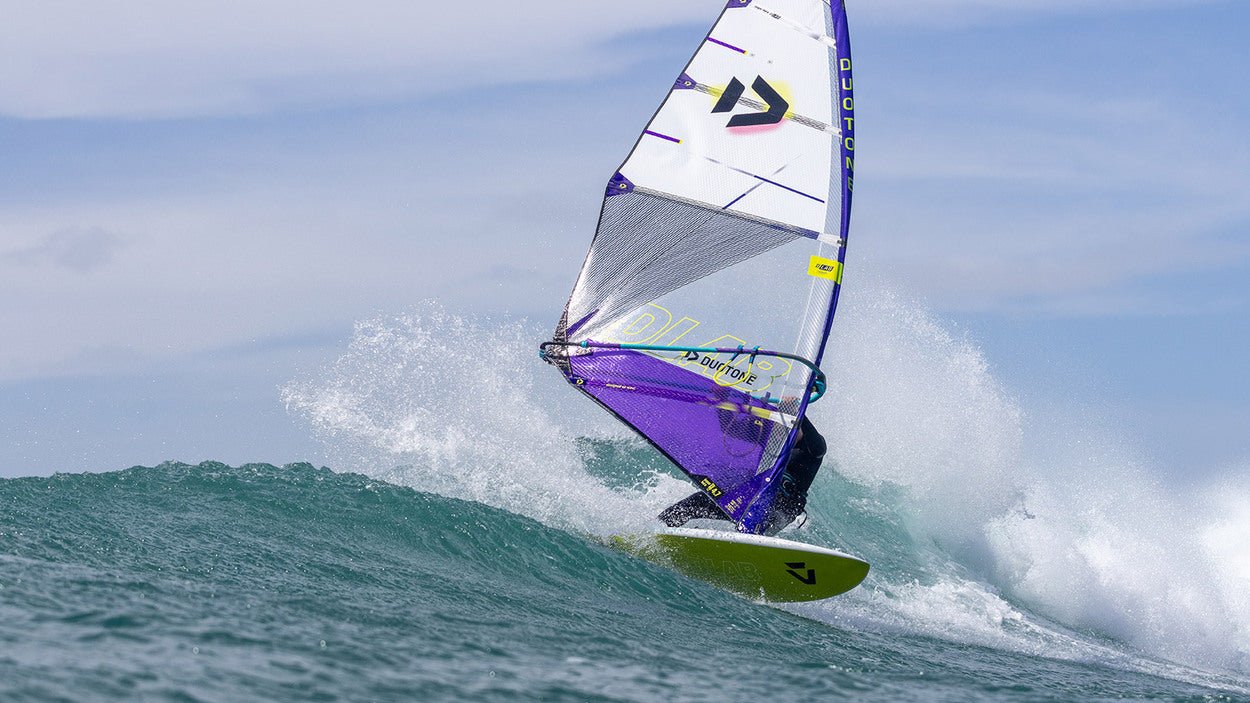 Duotone Super_Hero D/LAB - Windsurfing Wave Sail