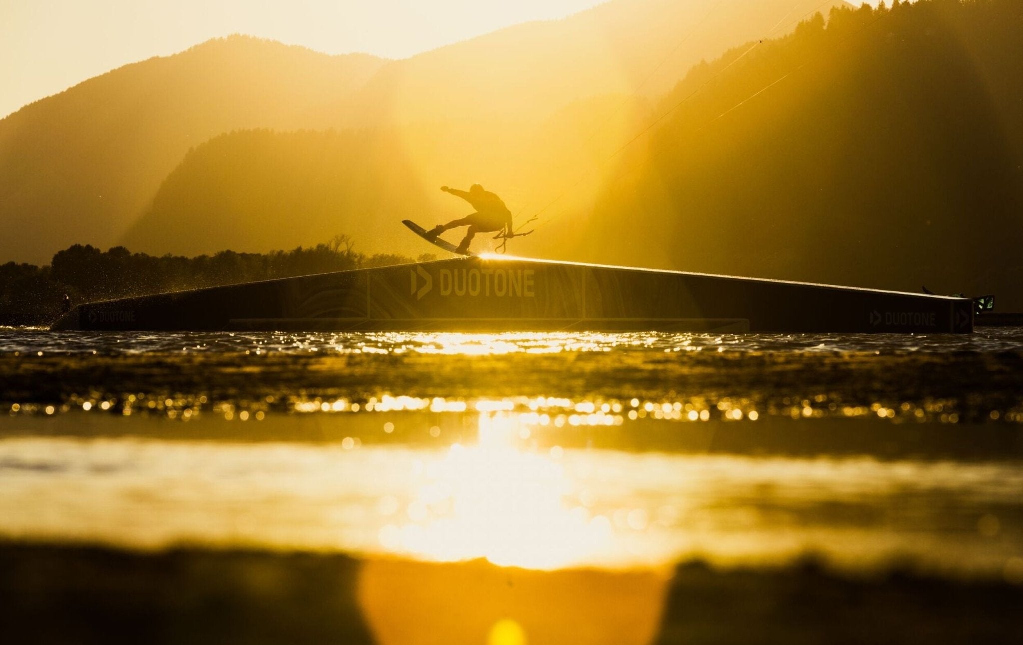 Duotone Twintip Team Series Park SLS 2025