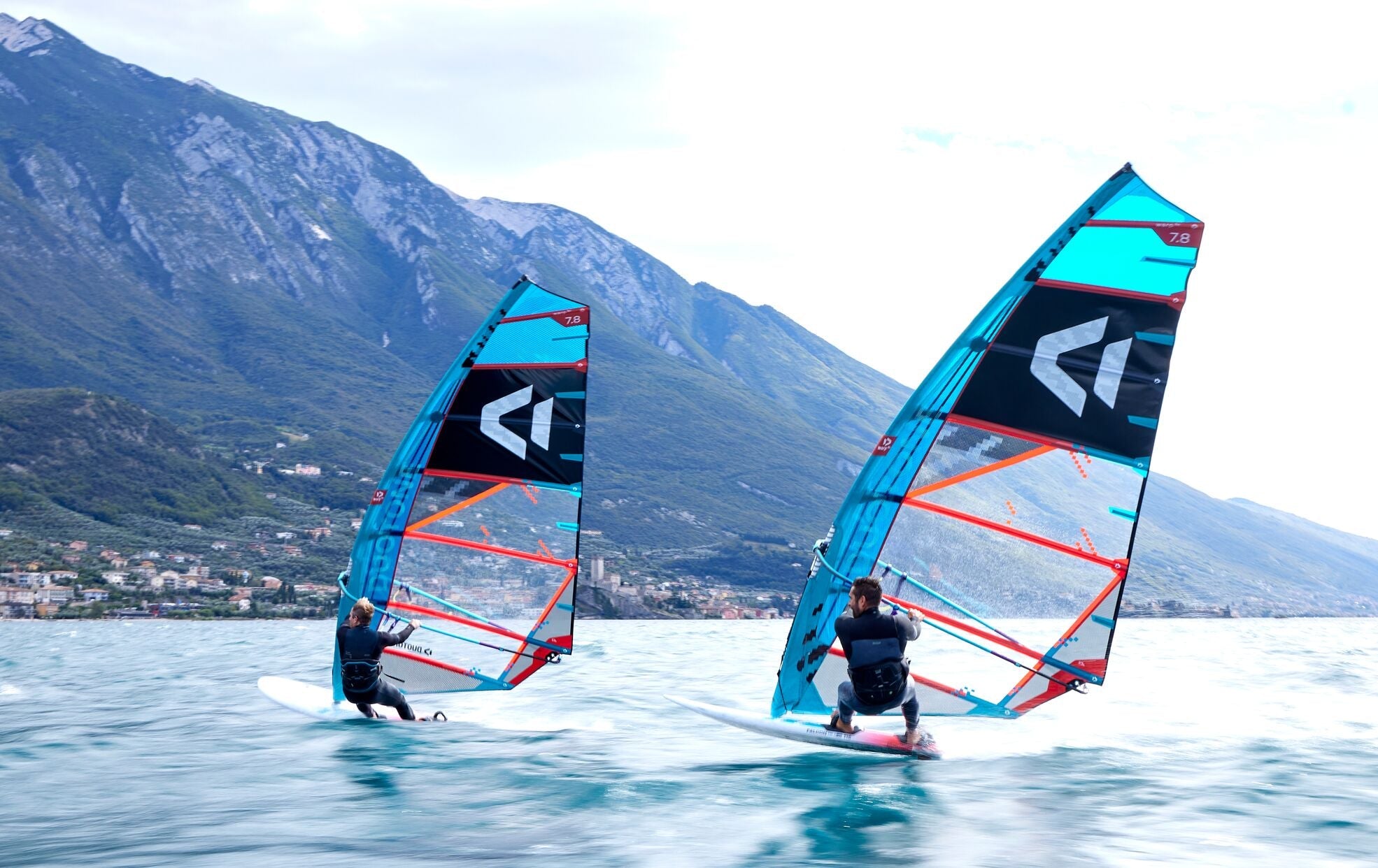 Duotone Warp_Fin 2025