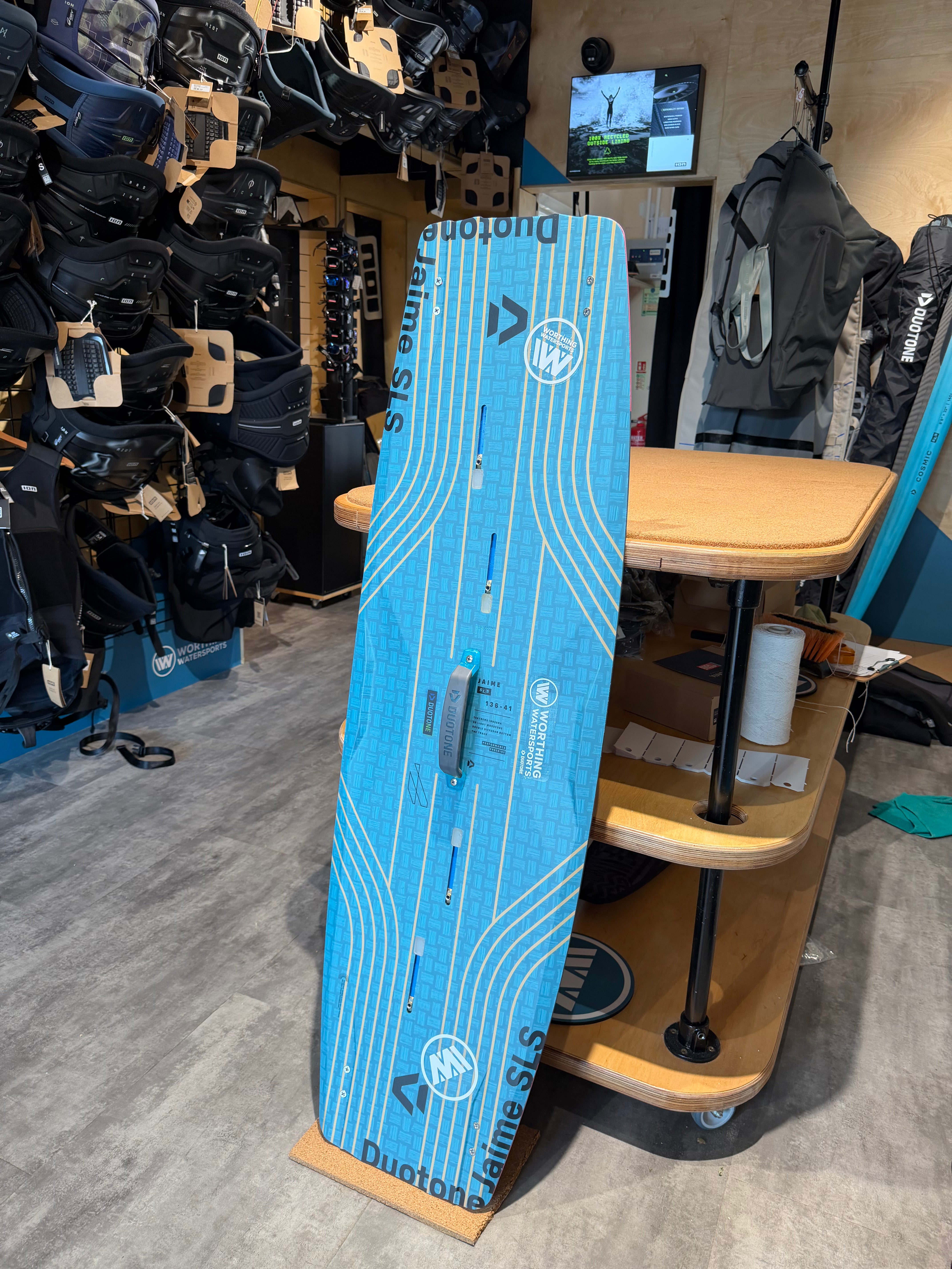 Used Duotone Jaime SLS 2026 - Freestyle/Freeride Twintip 136
