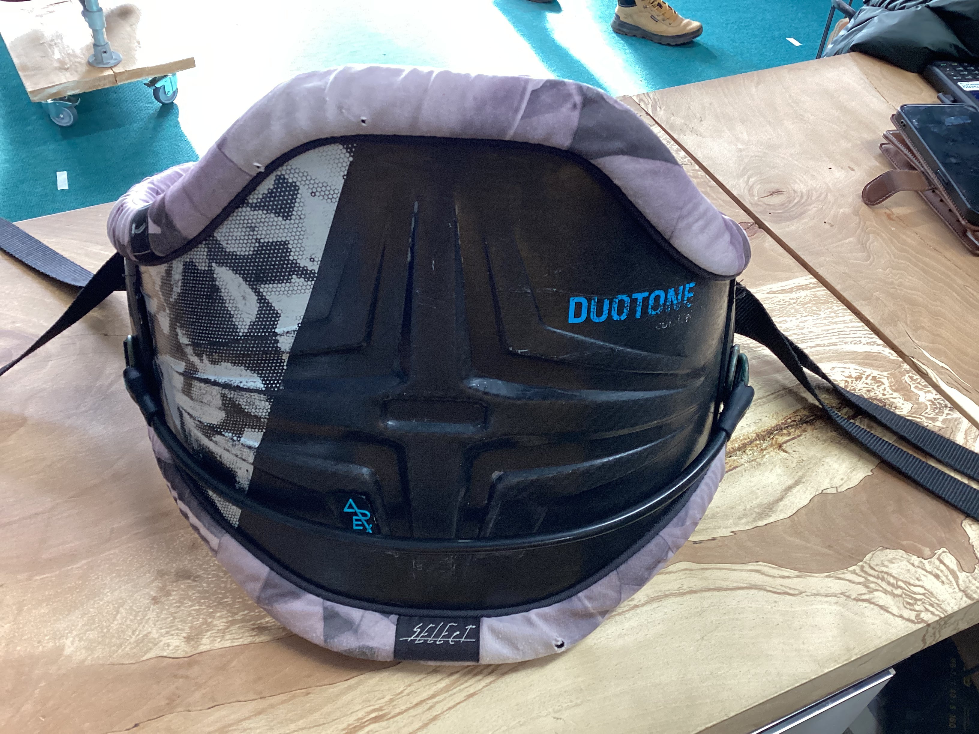 Used Apex Select Duotone Edition Kitesurf Harness M
