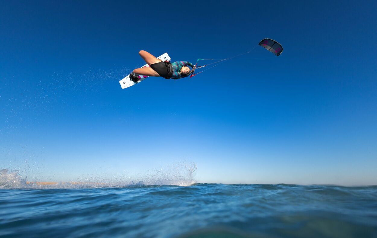 Duotone Soleil Concept Blue 2026 - Women's Freeride Twintip - Worthing Watersports - 9010583286044 - Twintips - Duotone Kiteboarding