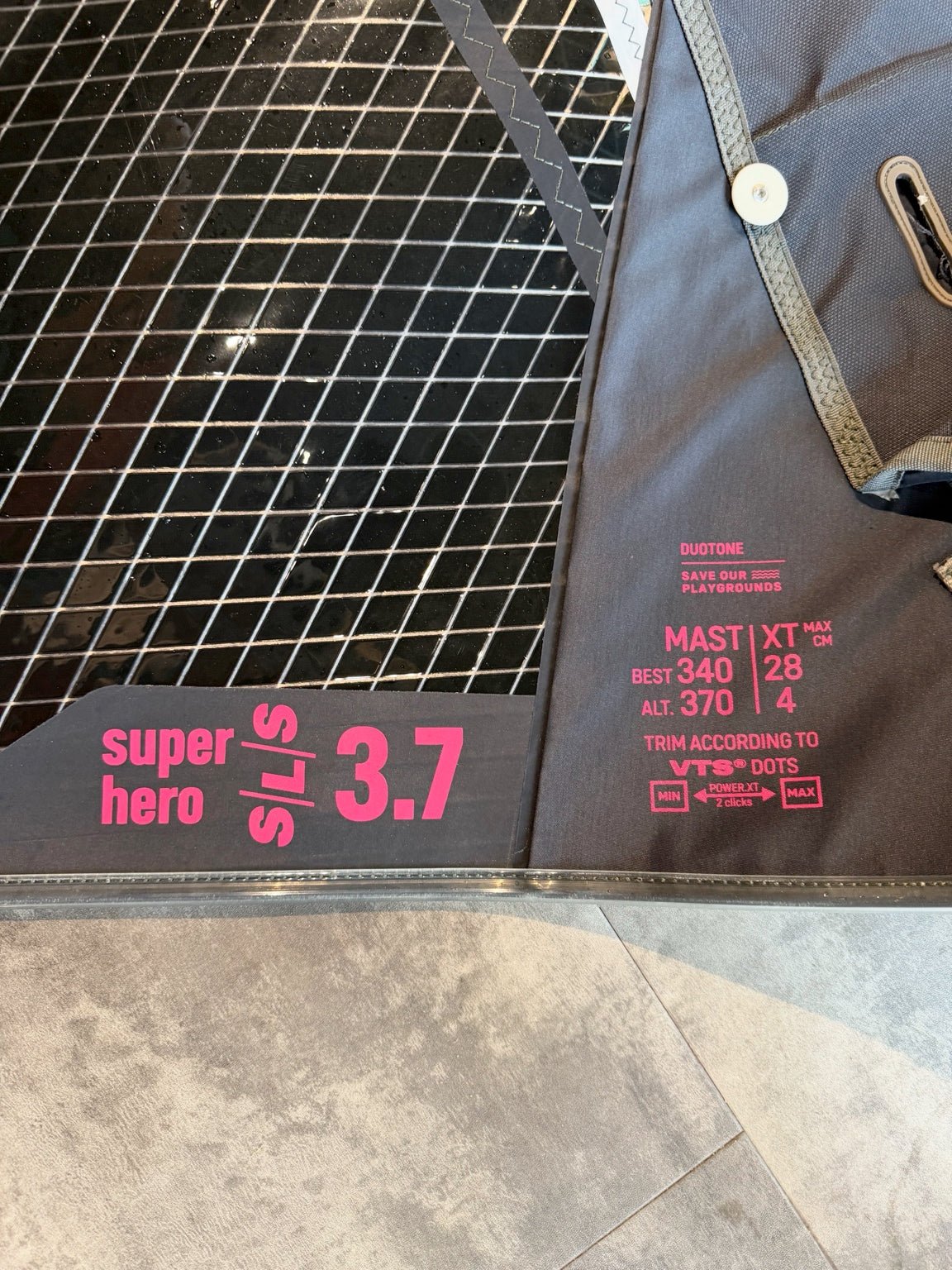 Used Duotone Super Hero SLS 2026 – 3.7m Windsurfing Wave Sail - Worthing Watersports - U-SUPER-HERO-SLS-3.7-534143 - Sails - Duotone Windsurfing