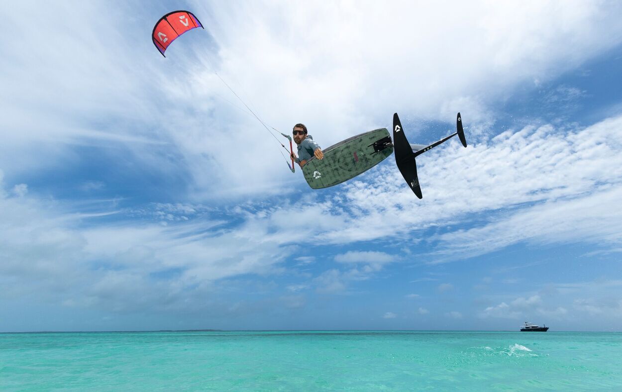 Duotone Soar SLS 2027 - High Performance Kitefoil Board