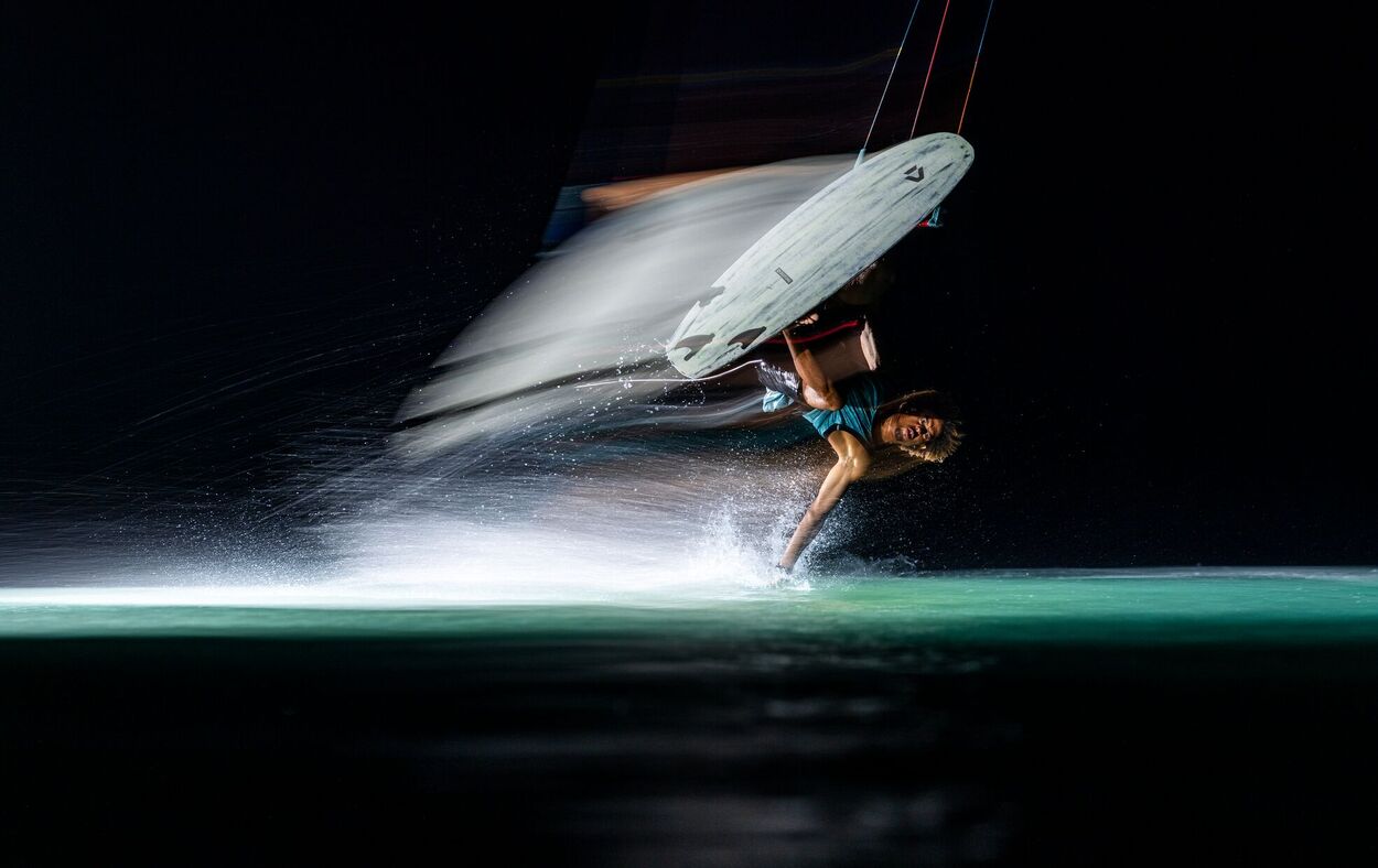 Duotone Provoke 2027 - Strapless Freestyle Surfboard