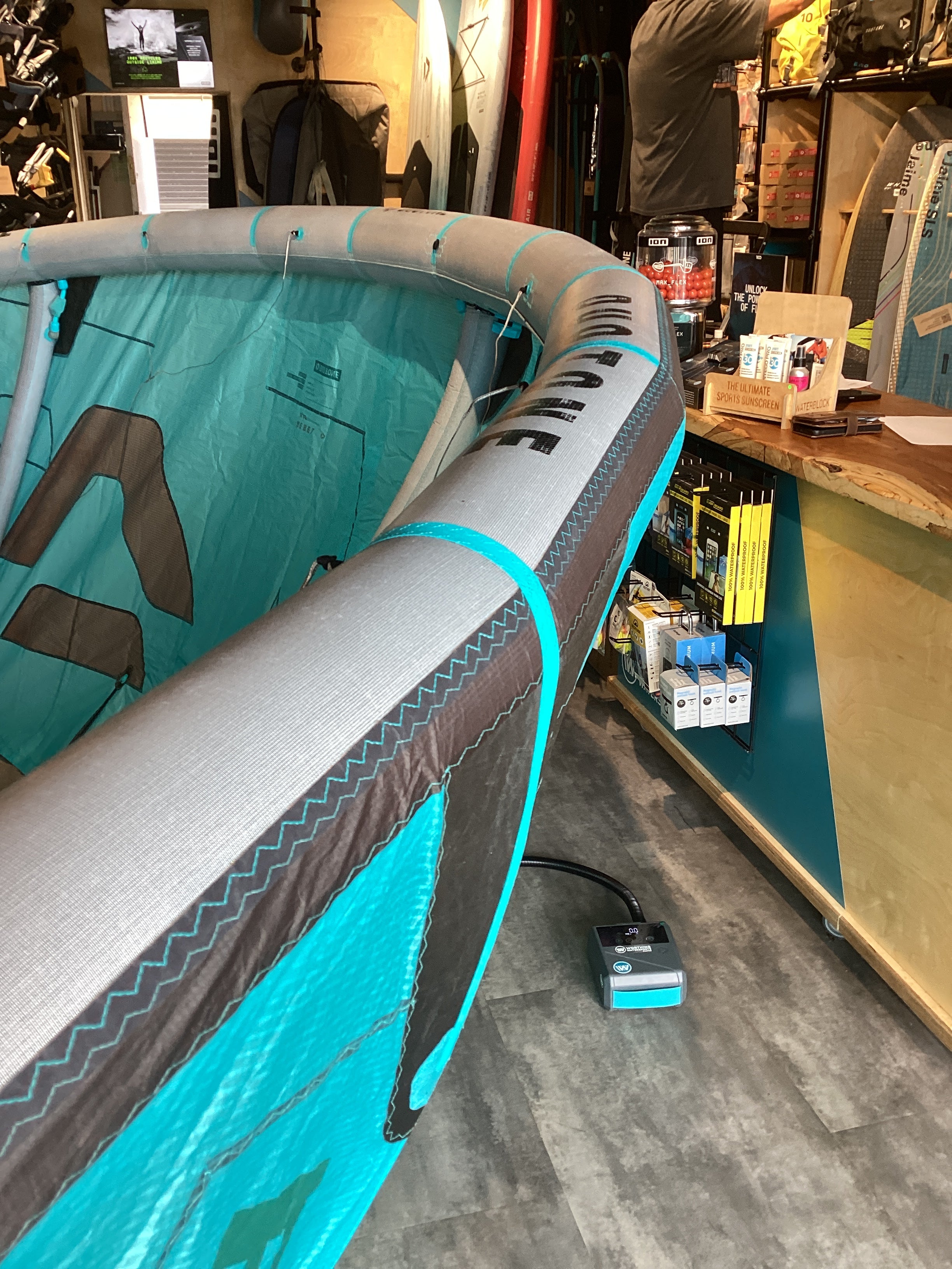 Used Duotone Rebel D/LAB 2026 9m - The Flagship Big Air Freeride Kite