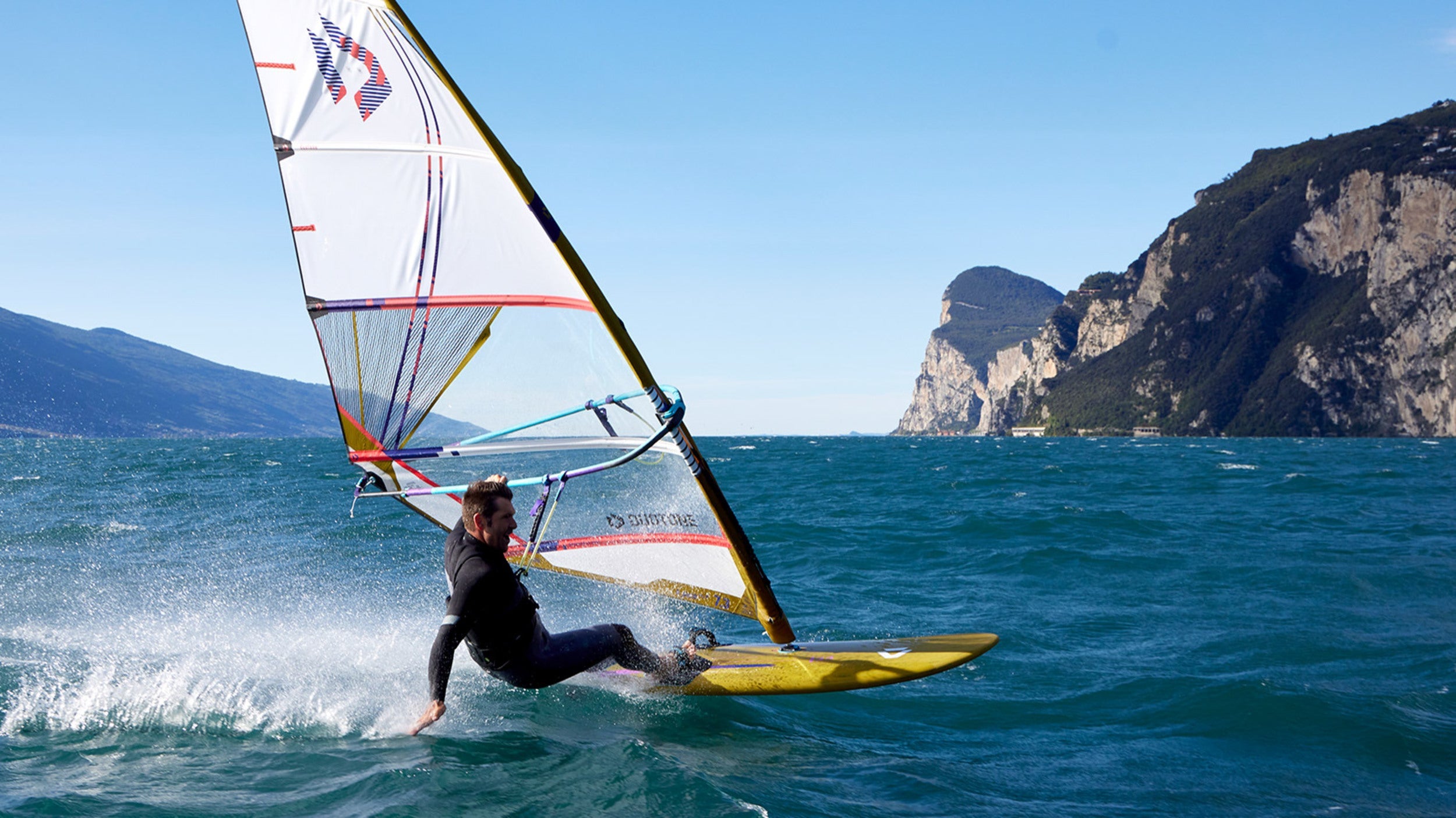 Duotone Blast SLS 2025