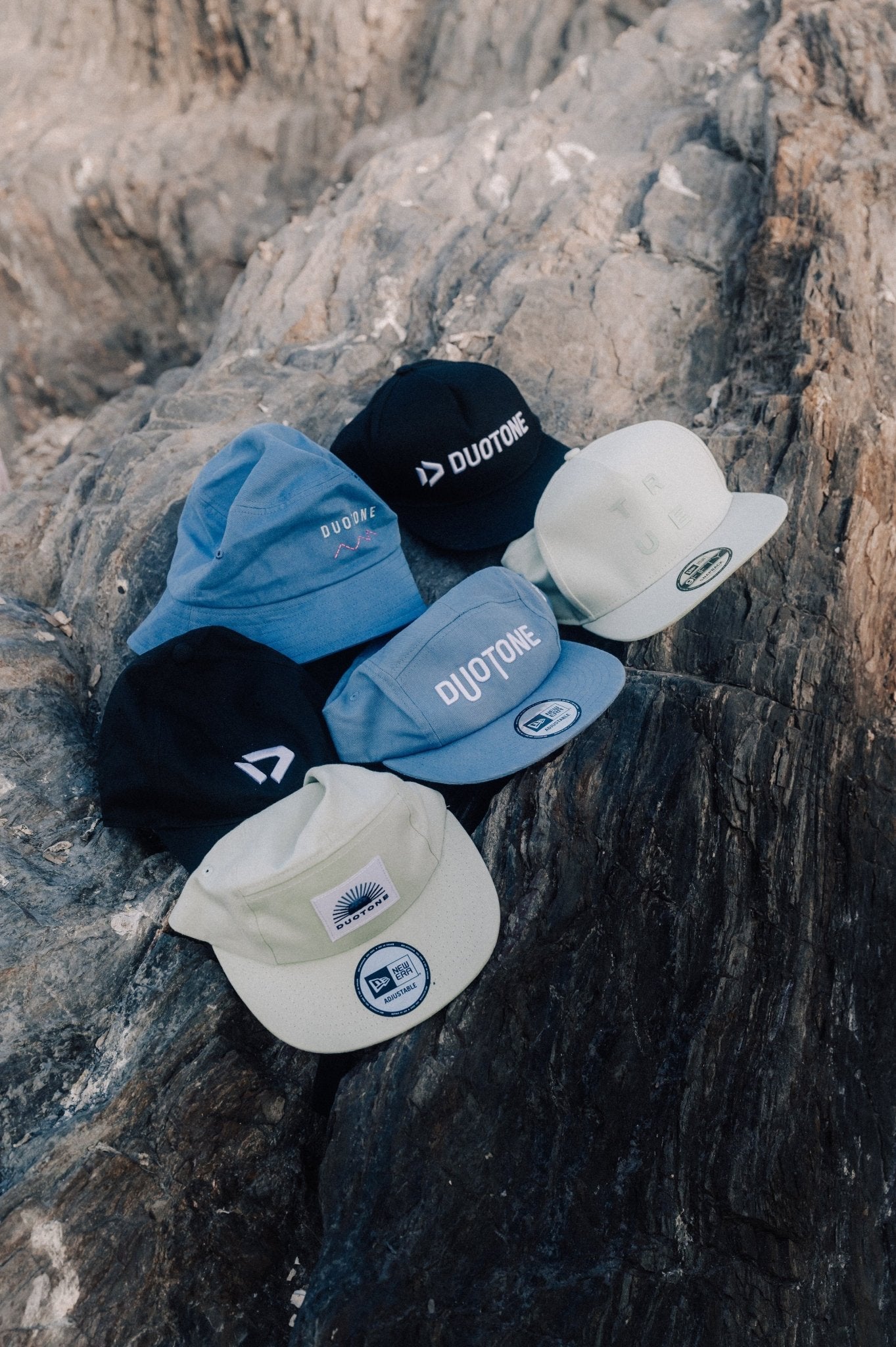 Duotone Cap New Era Adjustable LAGOON 2025