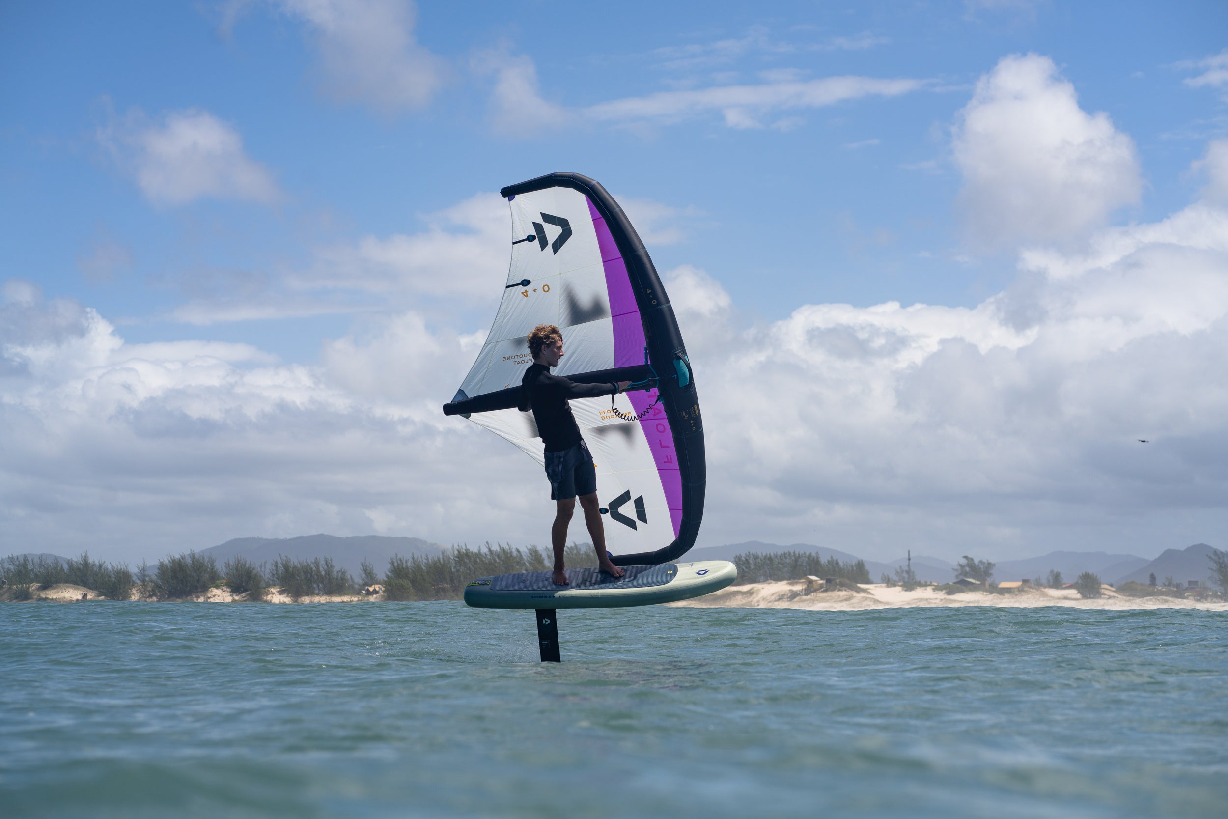 Duotone Skybrid Air 2025 – The Ultimate Inflatable Wing Foil Board