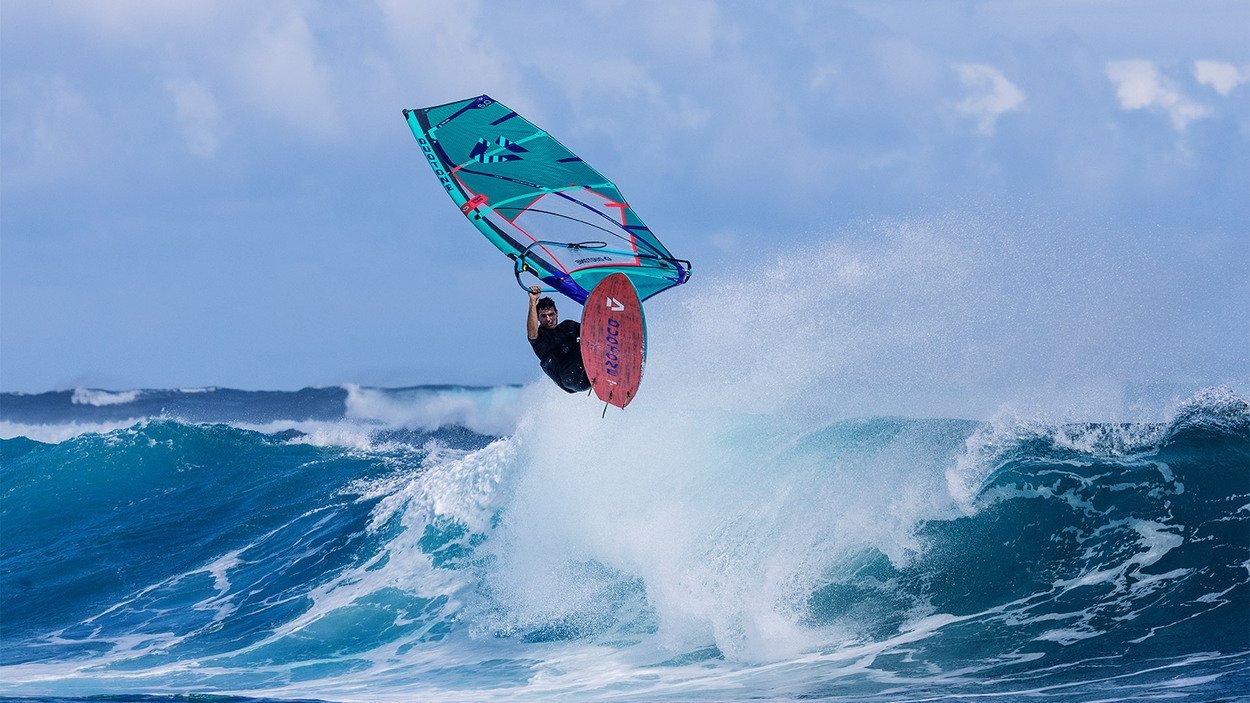 Duotone Super_Hero 2025