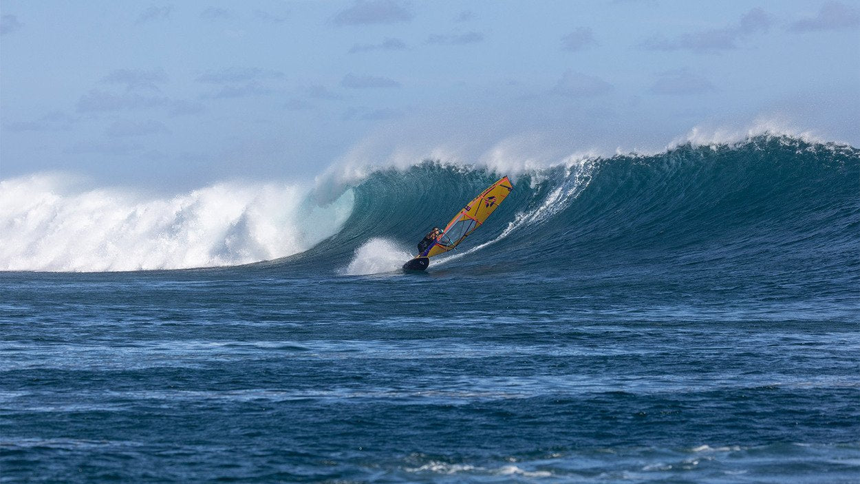 Duotone Super_Hero 2025