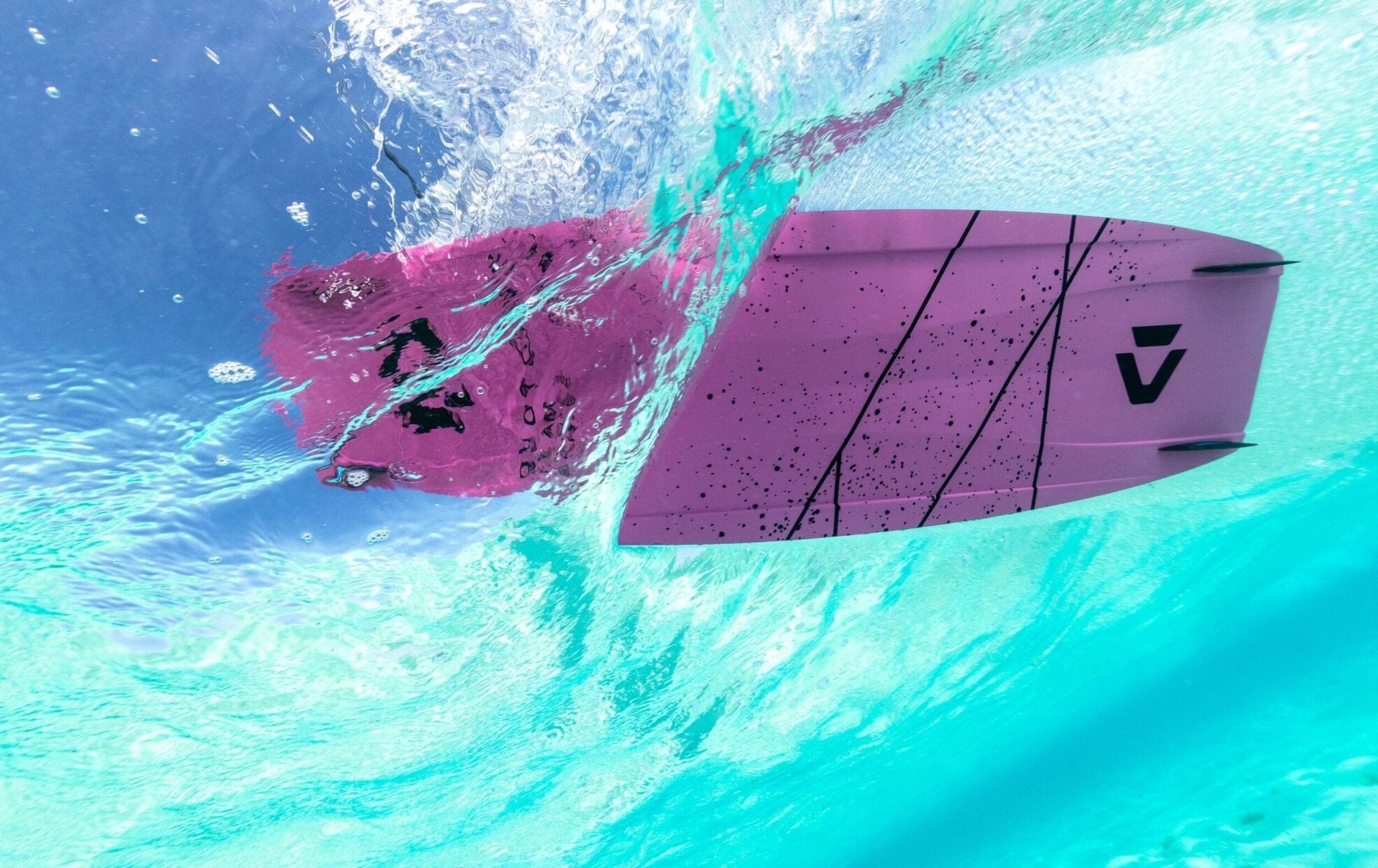 Duotone Twintip Team Series Freestyle SLS 2025