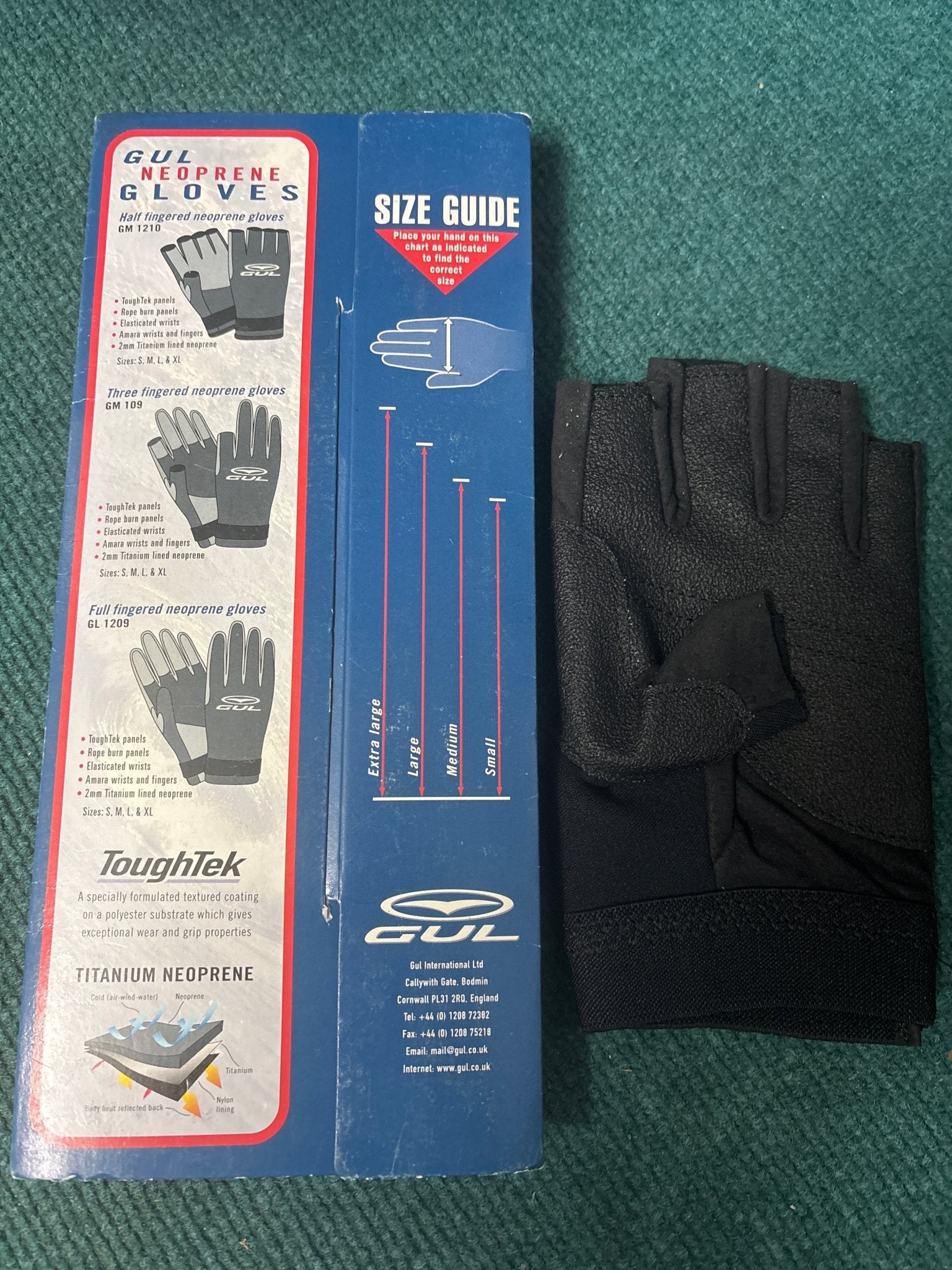 Gul Titanium Neoprene Fingerless Gloves
