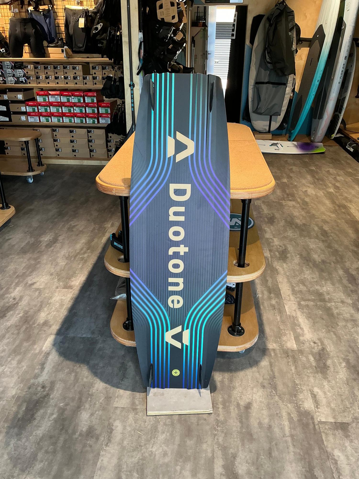 Used Duotone Jaime SLS 139 - 42 cm 2026 - Freestyle/Freeride Twintip