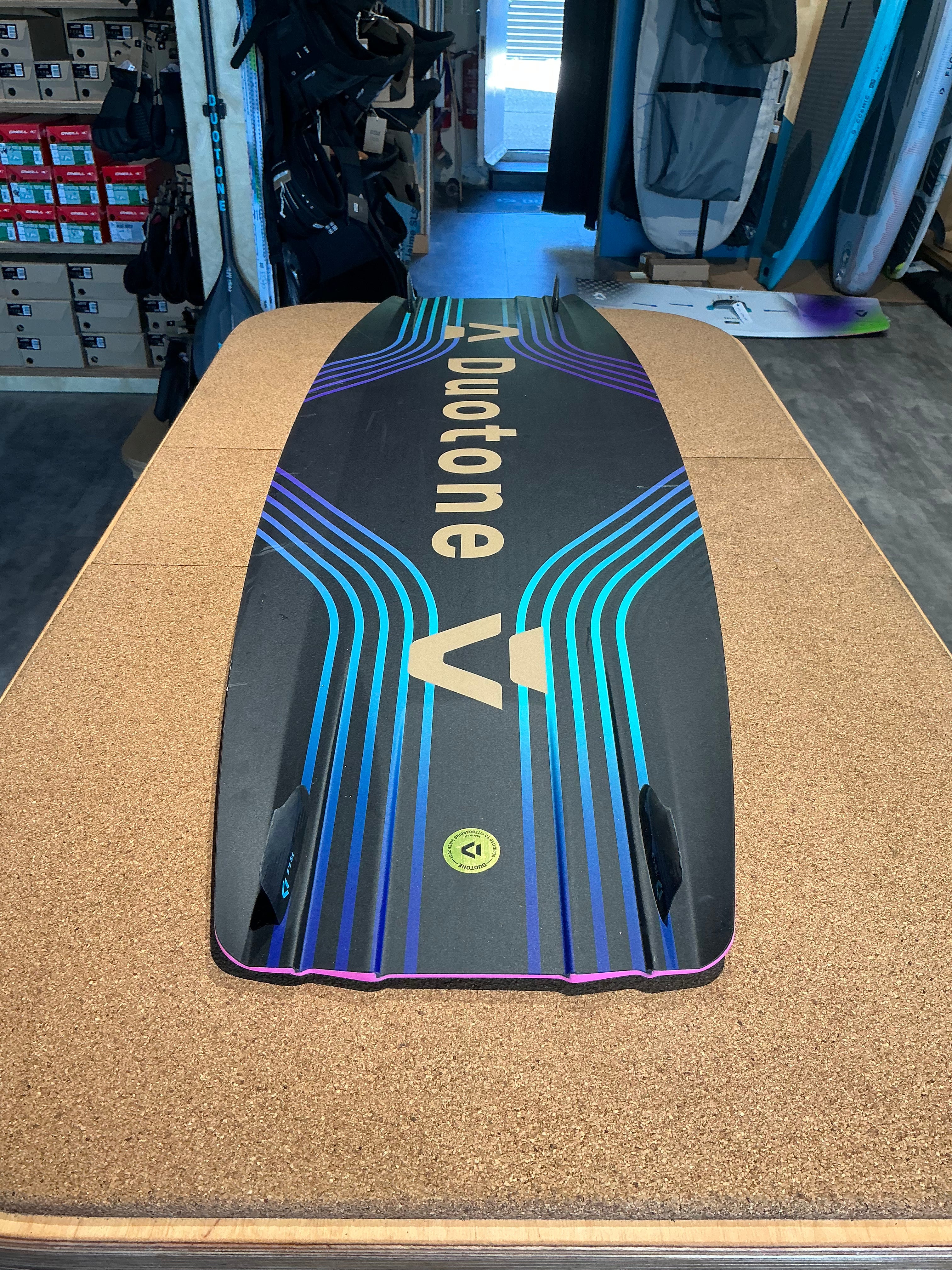 Used Duotone Jaime SLS 139 - 42 cm 2026 - Freestyle/Freeride Twintip