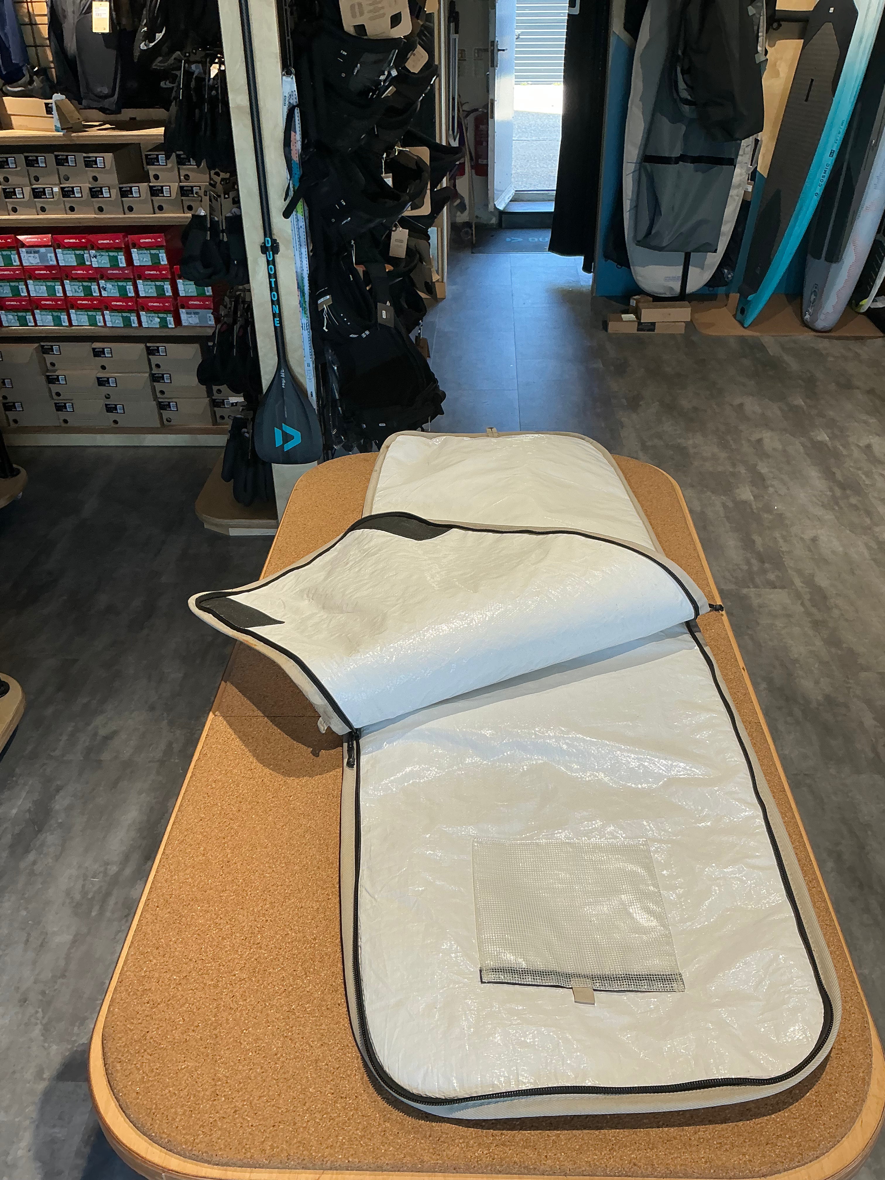 Used Duotone Boardbag Single Twintip 144 x 45 cm