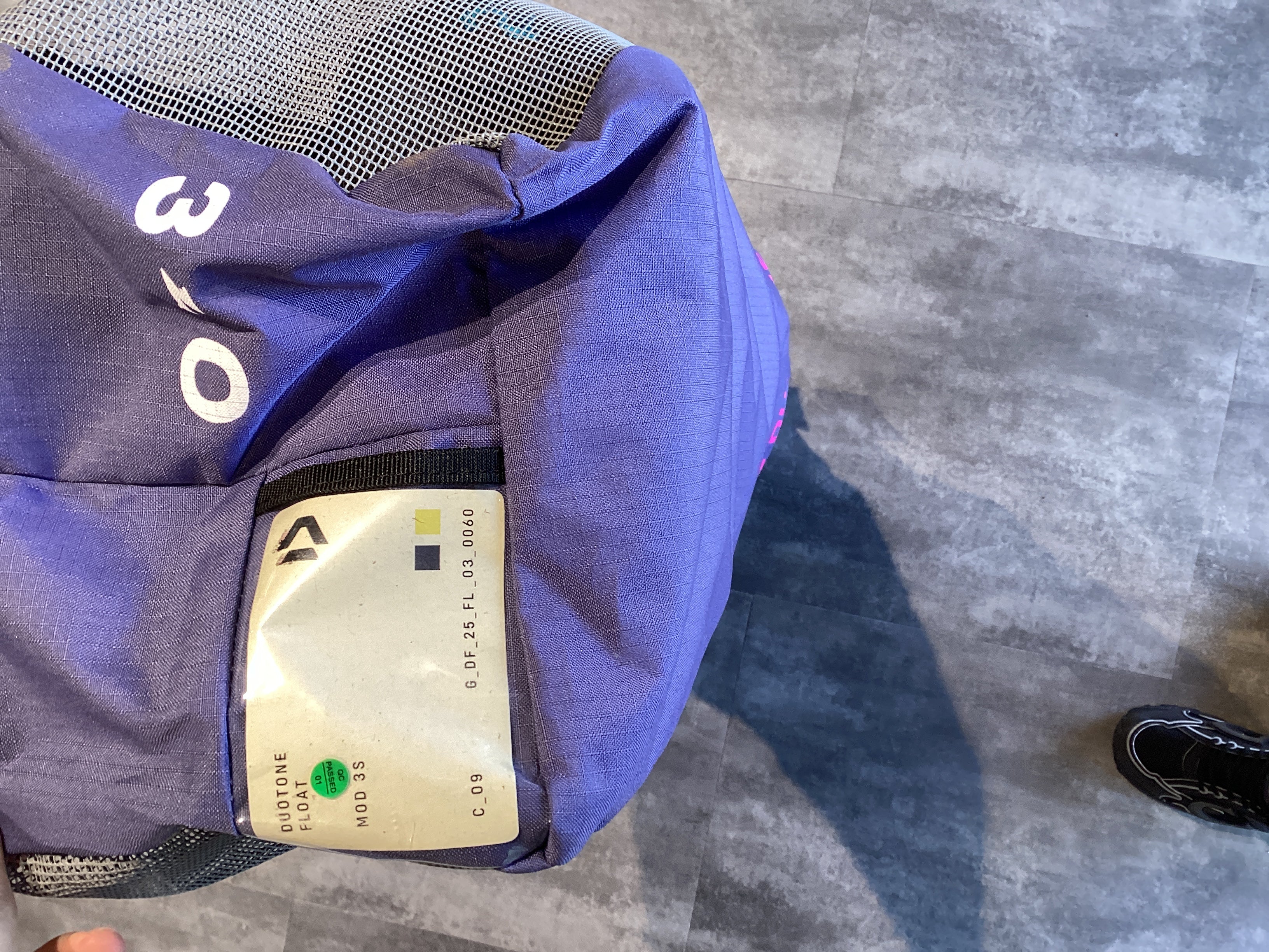 USED Duotone Float 2025 – The Ultimate Wave-Riding Wing 2025