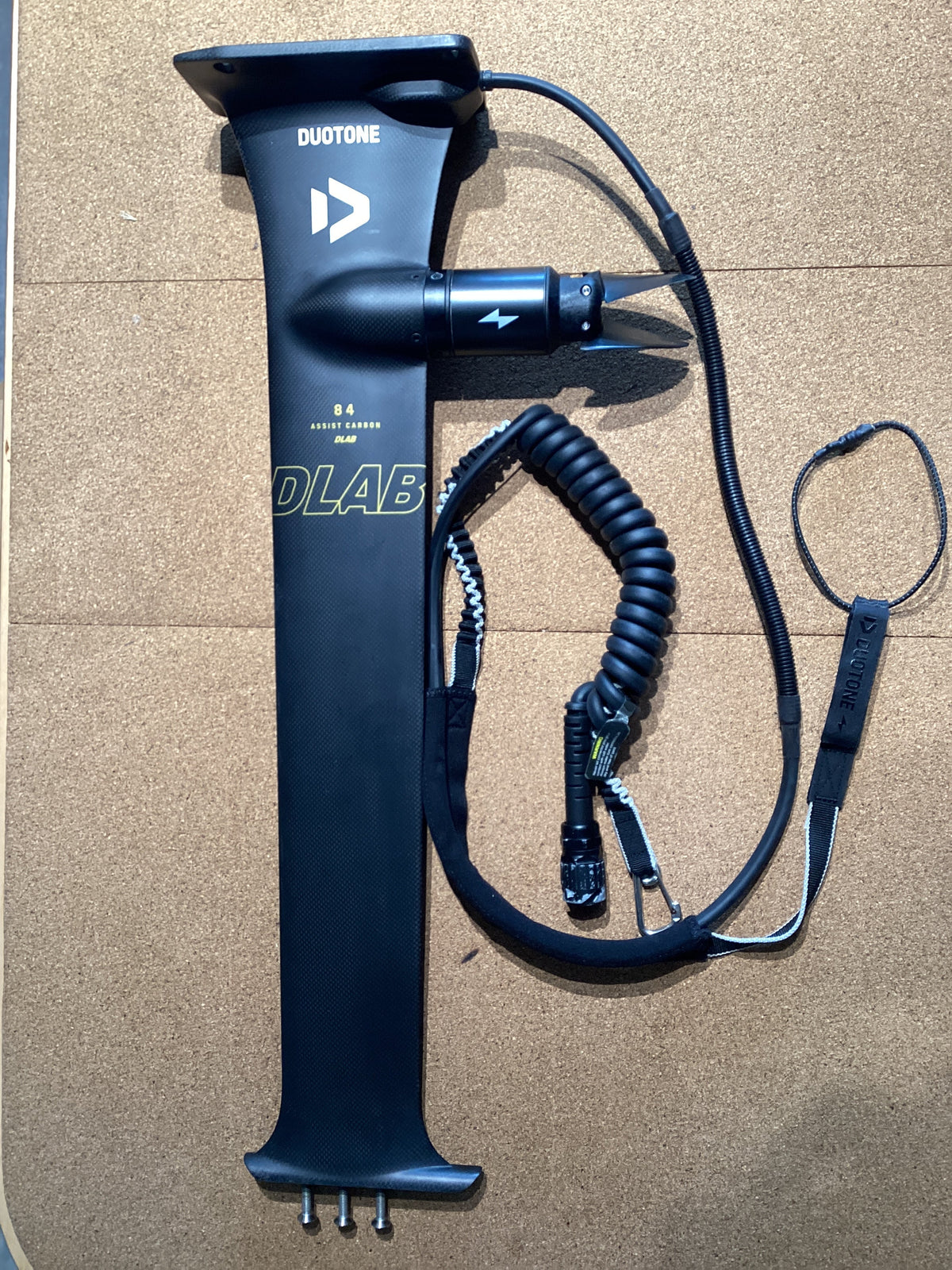 Used Duotone Foil Assist eMast D/LAB Set