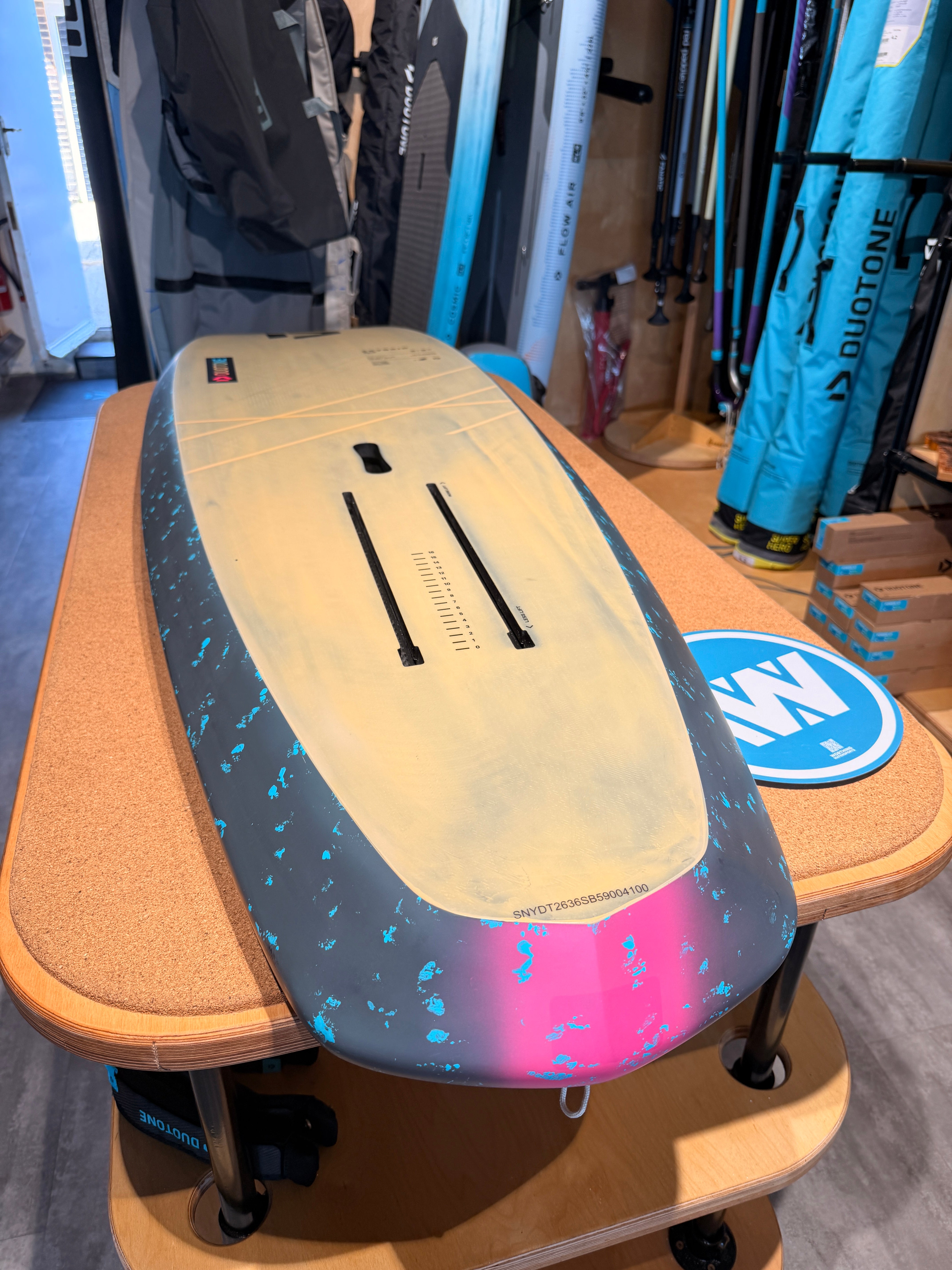 Used Duotone Skybrid SLS 5'9" 80L 2026 - Mid-length Wing and Parawing Board