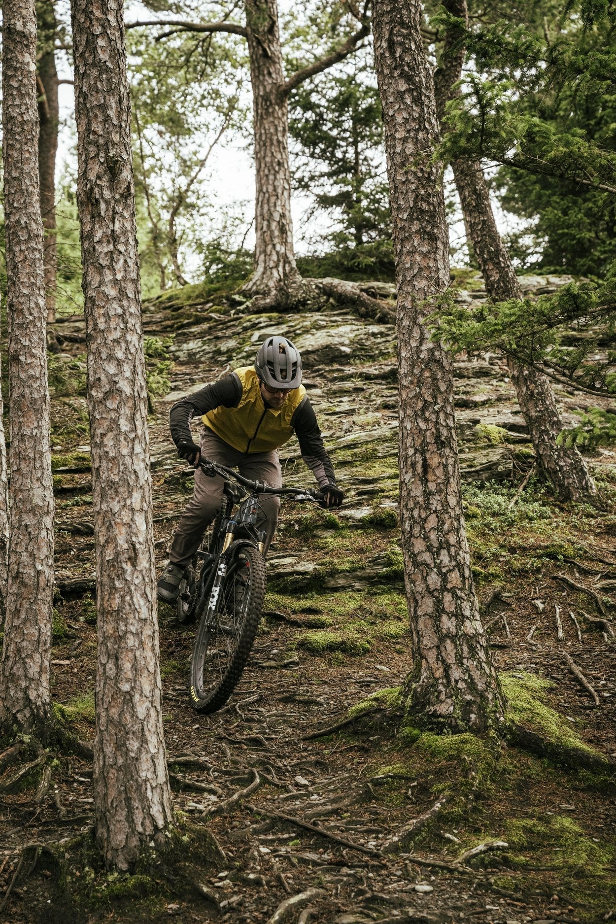 ION Bike Vest Shelter Lite Unisex 2024