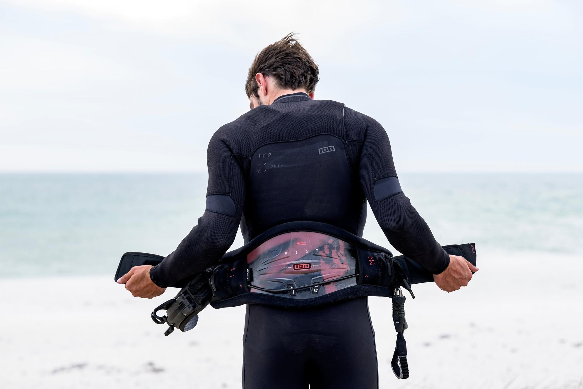 Used ION Riot Curve Kite Waist Hardshell Harness 52/L