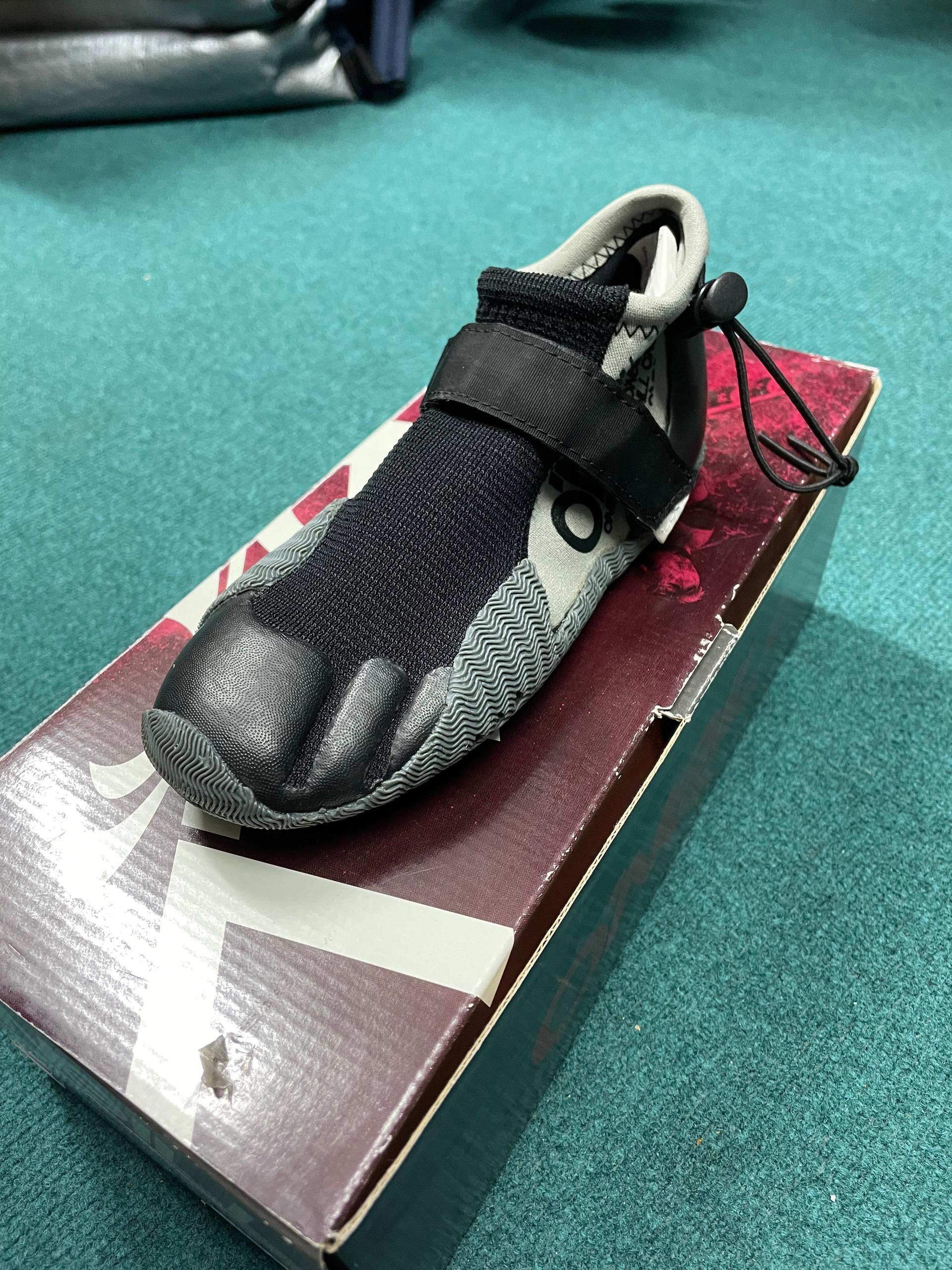 O’Neill SUPERFREAK 2mm Round Toe Boots Black/ Grey Pre 2022