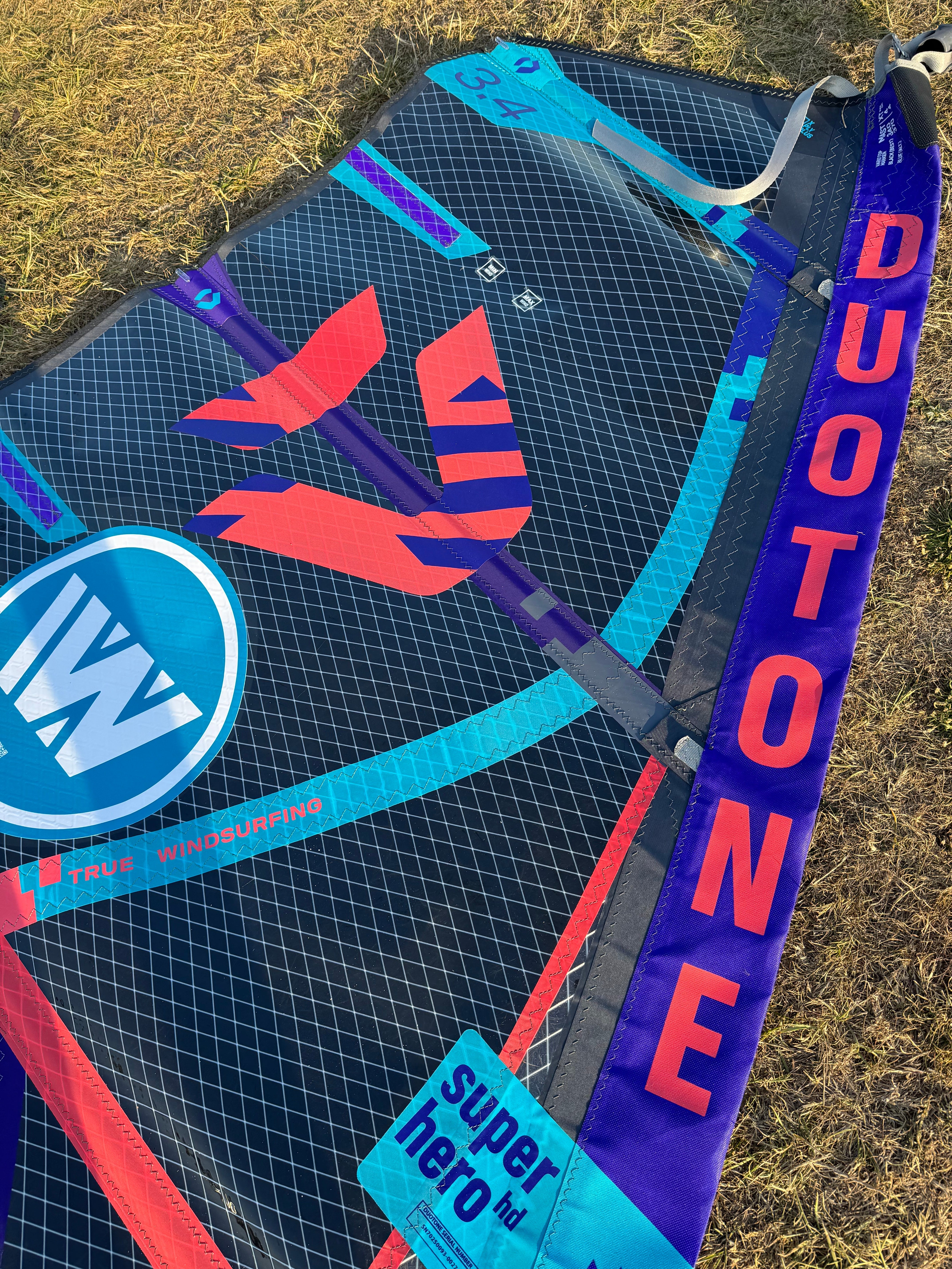 USED Duotone Super Hero HD 2024 3.4m