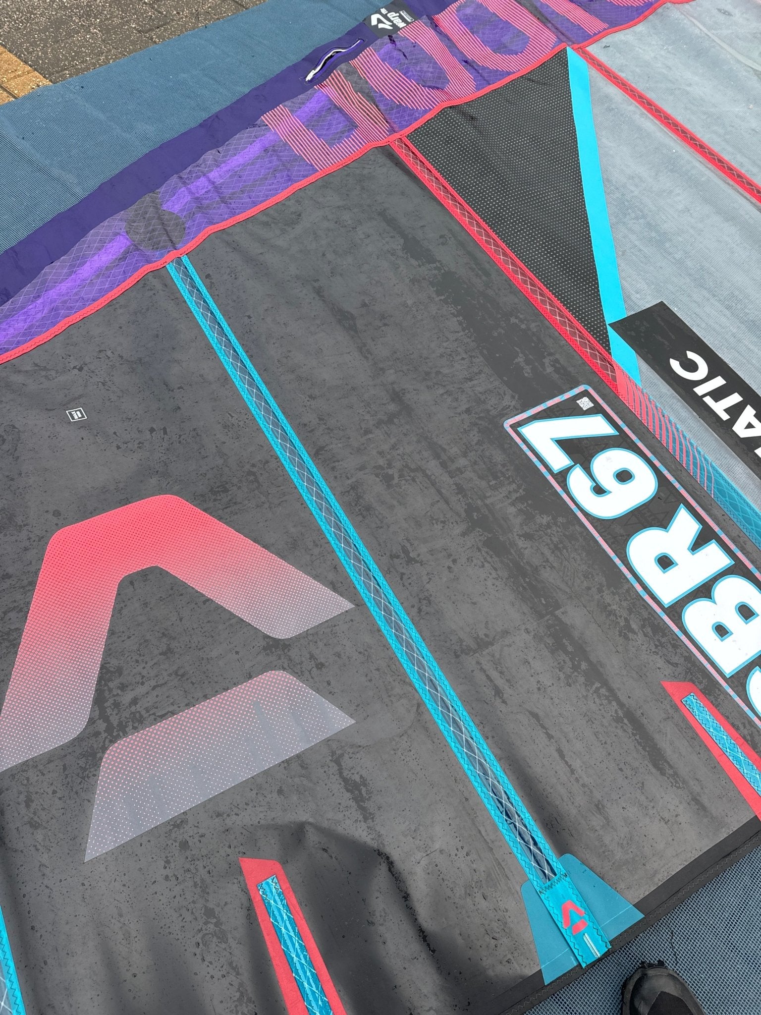 Used Duotone Warp Fin 2023 8.4