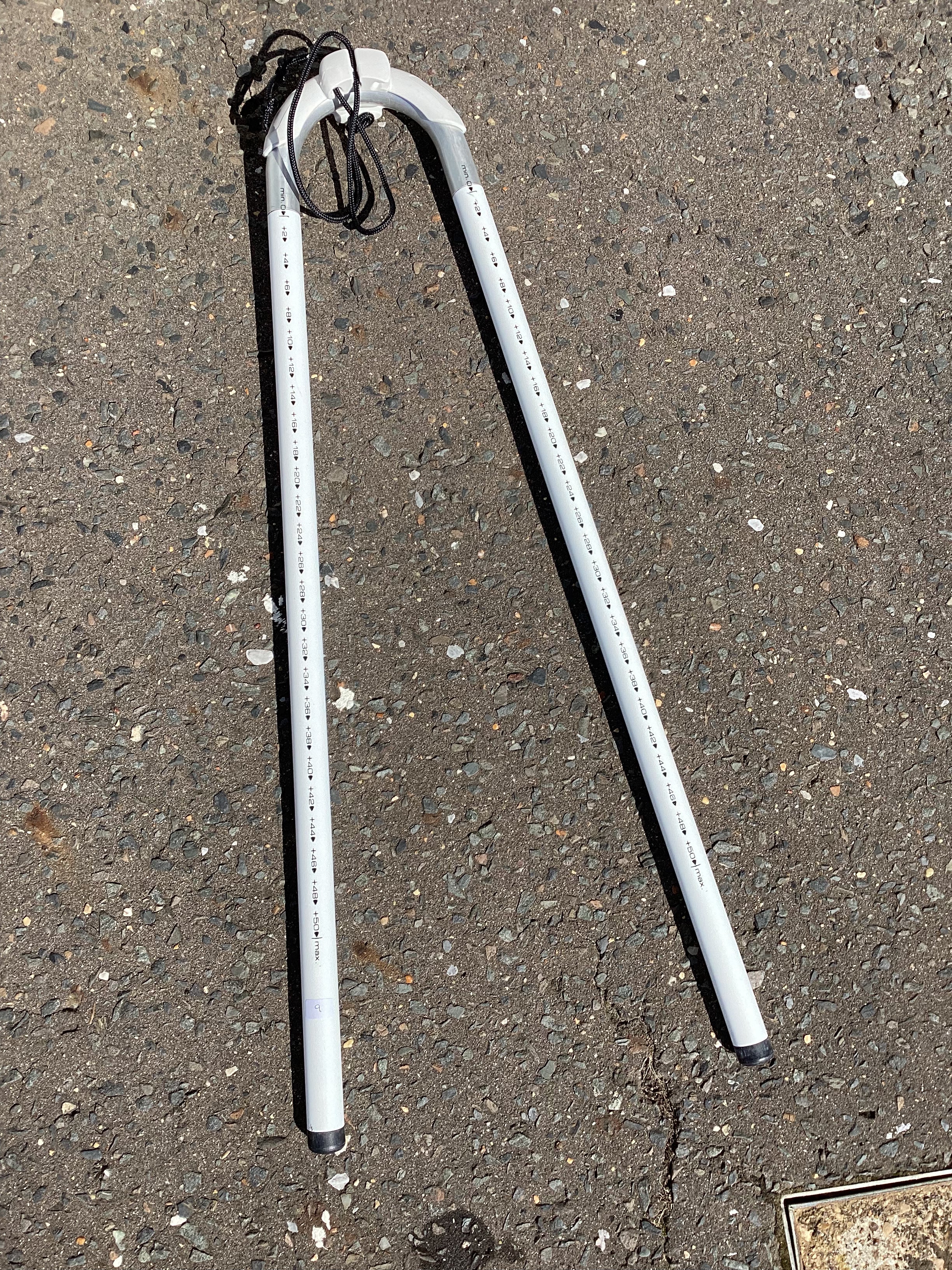 Windsurfing boom ends