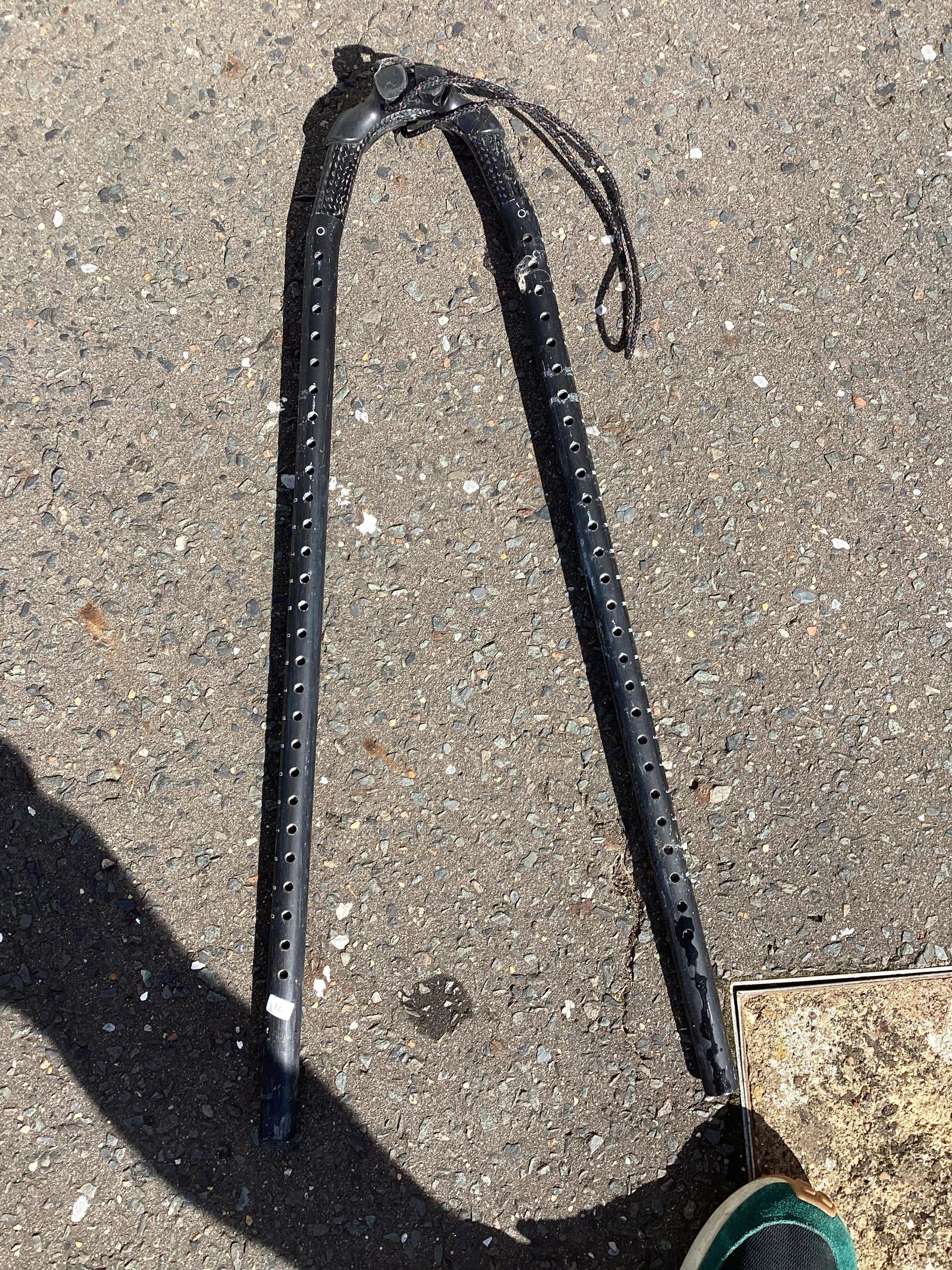 Windsurfing boom ends