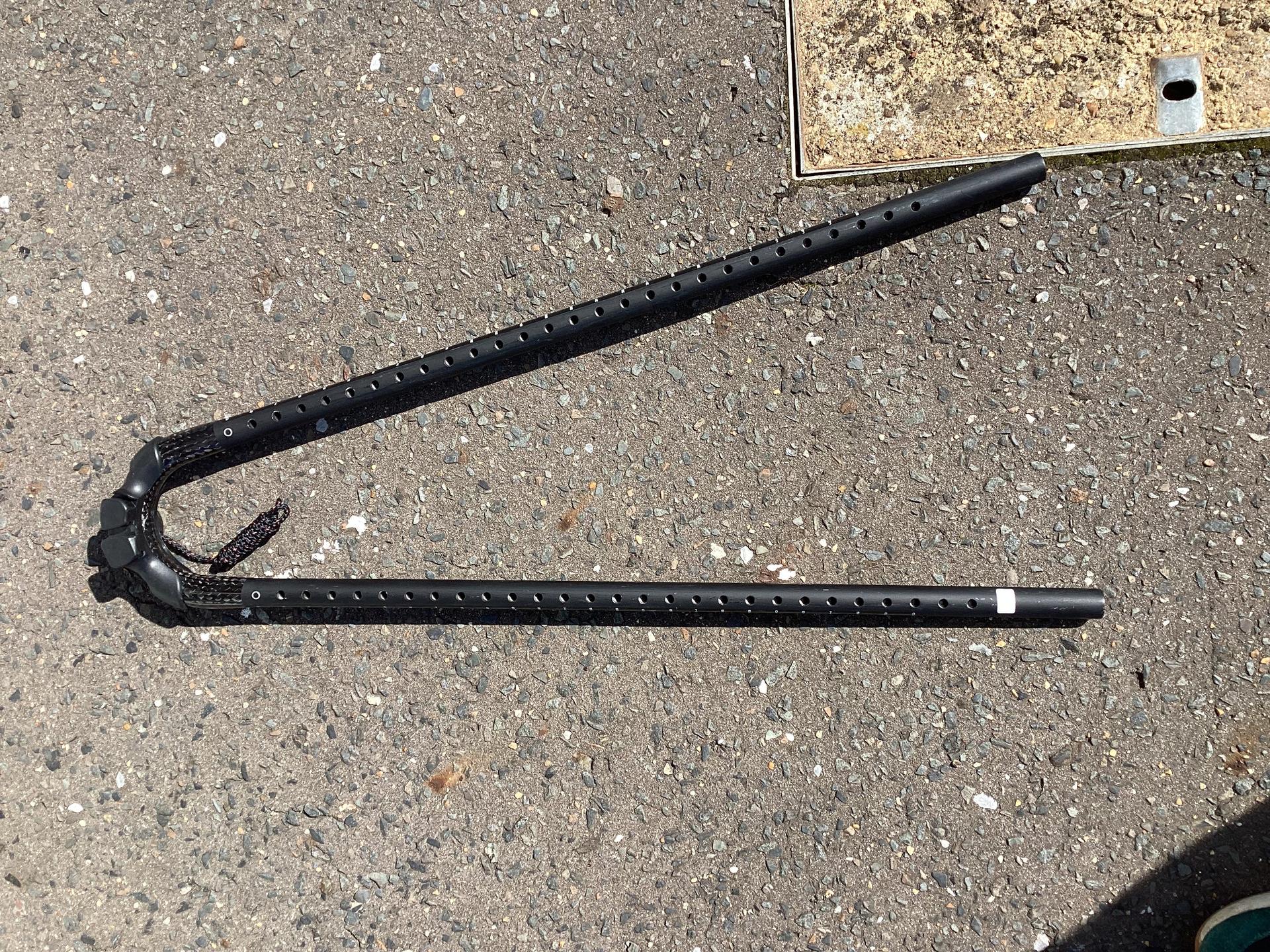 Windsurfing boom ends