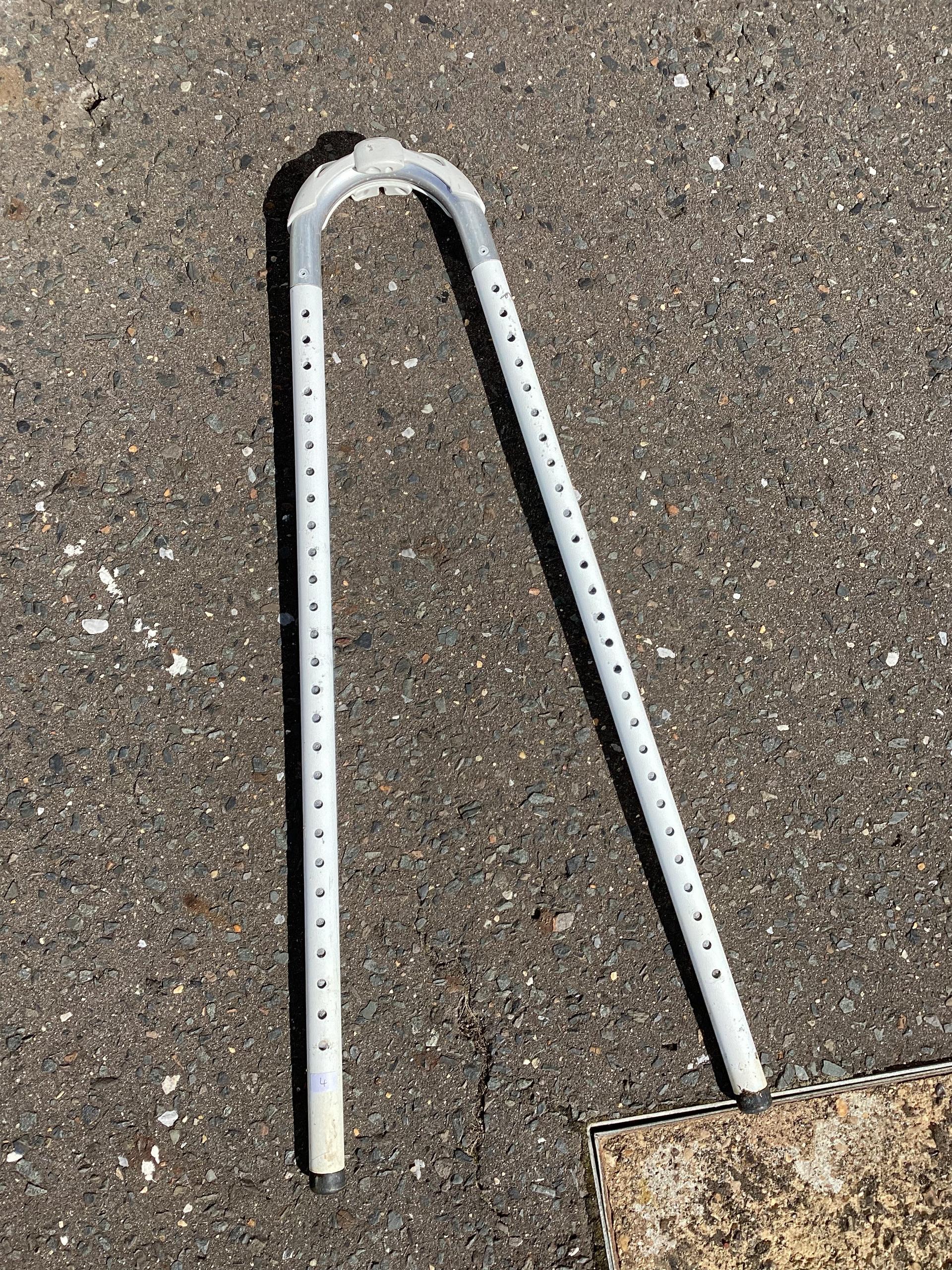 Windsurfing boom ends