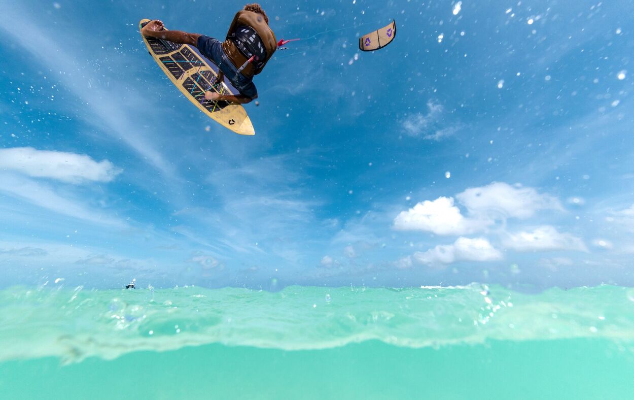 Duotone Blur SLS 2026 - Medium/Big Wave Kite Surfboard - Worthing Watersports - 9010583285467 - Surfboards - Duotone Kiteboarding