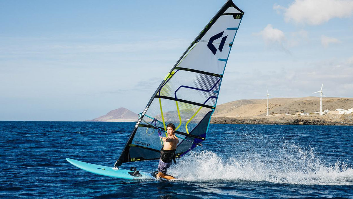 Duotone Eagle SLS 2026 - Single fin - Lightweight Freeride Progression Windsurfing Board - Worthing Watersports - 9010583291512 - Boards - Duotone Windsurfing