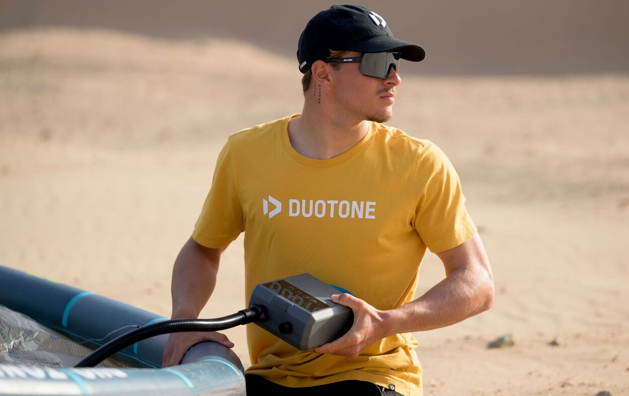 Duotone Electric Lazepump - Kite, Wing and SUP Air Pump - Worthing Watersports - 9010583279695 - Pumps - Duotone Kiteboarding