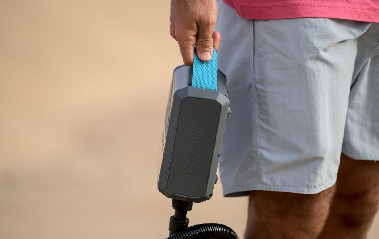 Duotone Electric Lazepump - Kite, Wing and SUP Air Pump - Worthing Watersports - 9010583279695 - Pumps - Duotone Kiteboarding