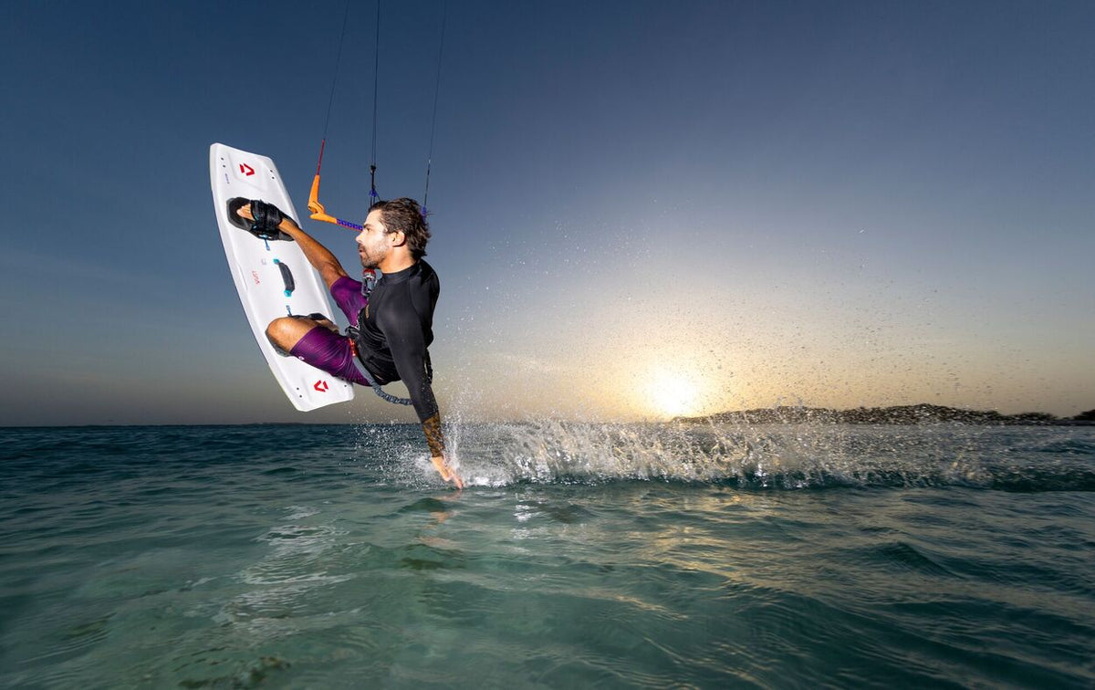 Duotone Entity Ergo 2027 - Adjustable Comfort Binding - Worthing Watersports - 9010583343211 - Twintips - Duotone Kiteboarding