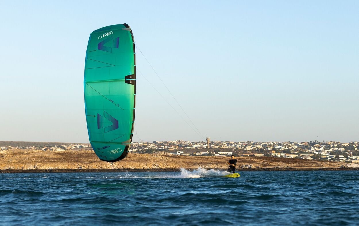 Duotone Evo 2026 - Allround Kite - Worthing Watersports - 9010583305165 - Kites - Duotone Kiteboarding