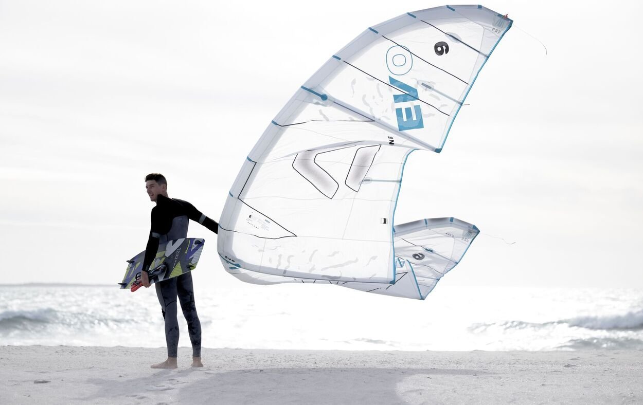 Duotone Evo Concept Blue 2024 - Worthing Watersports - 9010583197791 - Kites - Duotone Kiteboarding