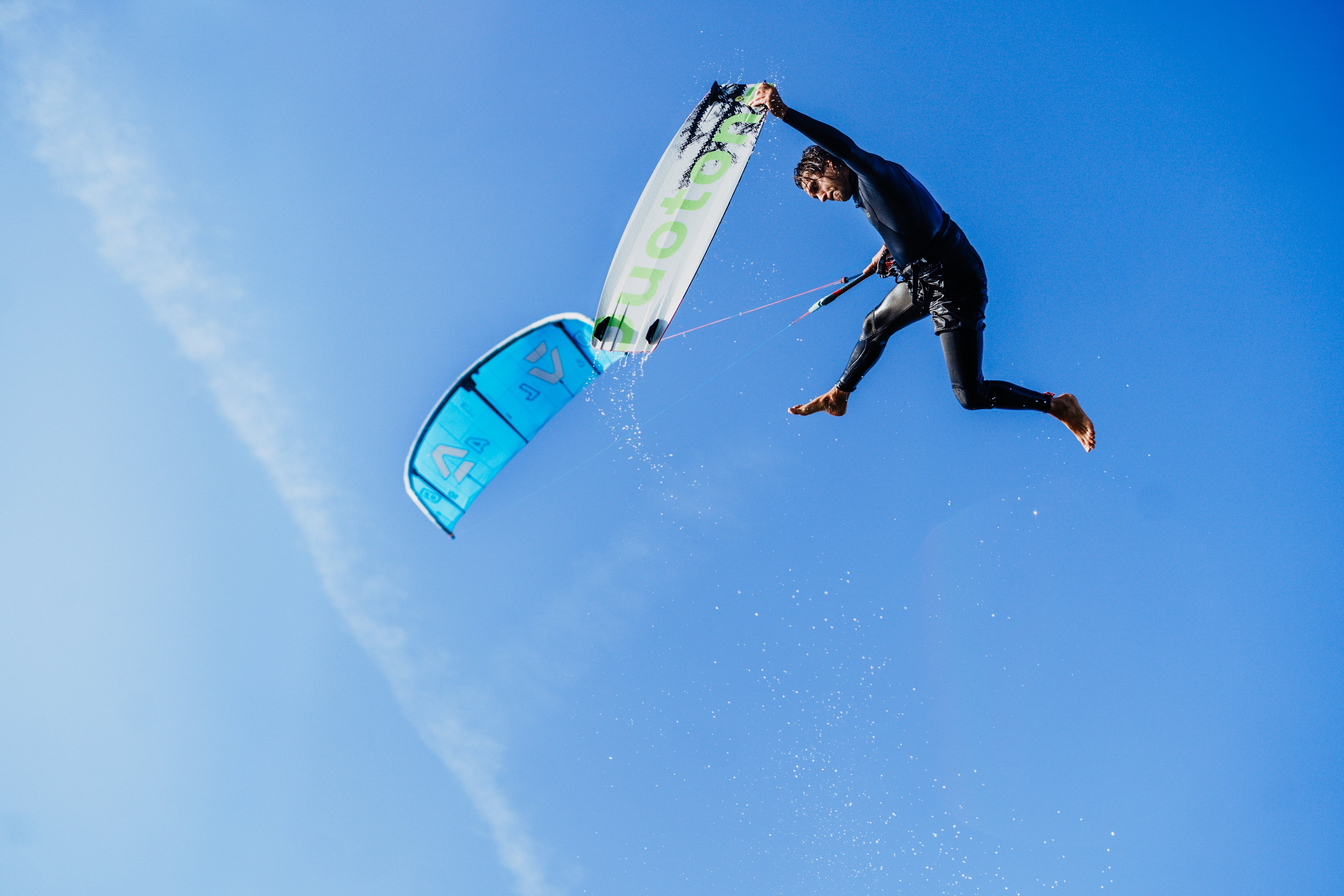 Duotone Evo D/LAB 2027 - The Ultimate Allround Freeride Kite - Worthing Watersports - 9010583343105 - Kites - Duotone Kiteboarding