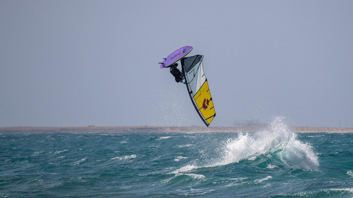 Duotone Grip 3 SLS (SB, incl. fin) - Windsurfing Wave Board - Worthing Watersports - 9010583284309 - Boards - Duotone Windsurfing